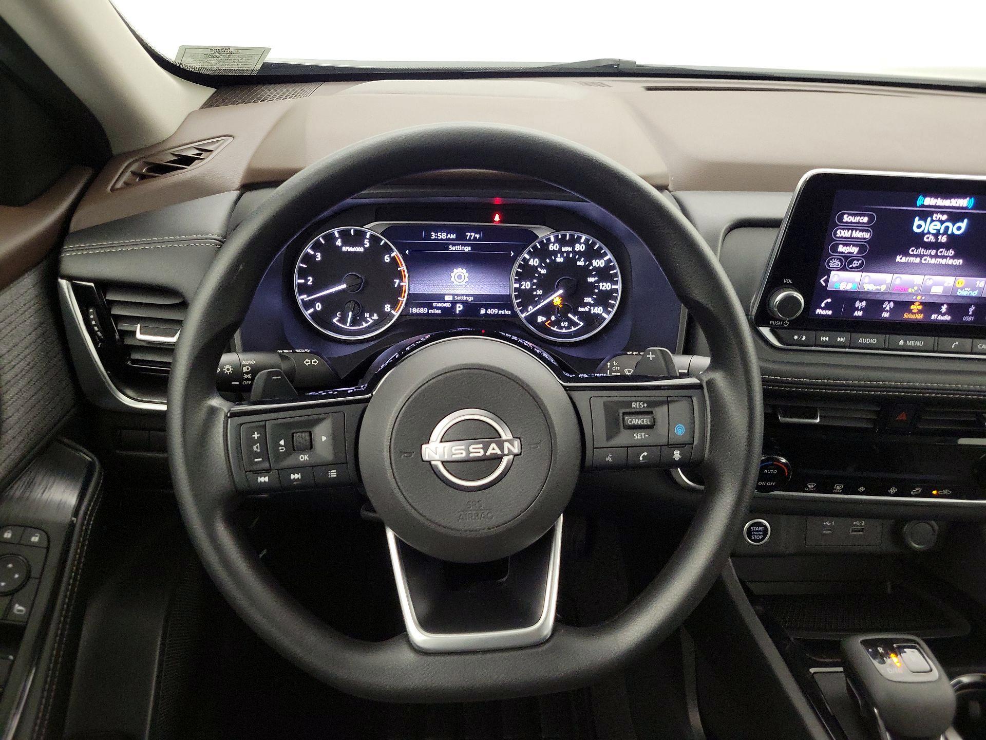 Thumbnail: 2022 Nissan Rogue - 10