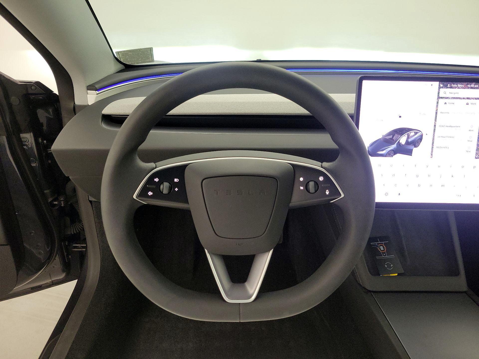 Thumbnail: 2025 Tesla Model 3 - 10
