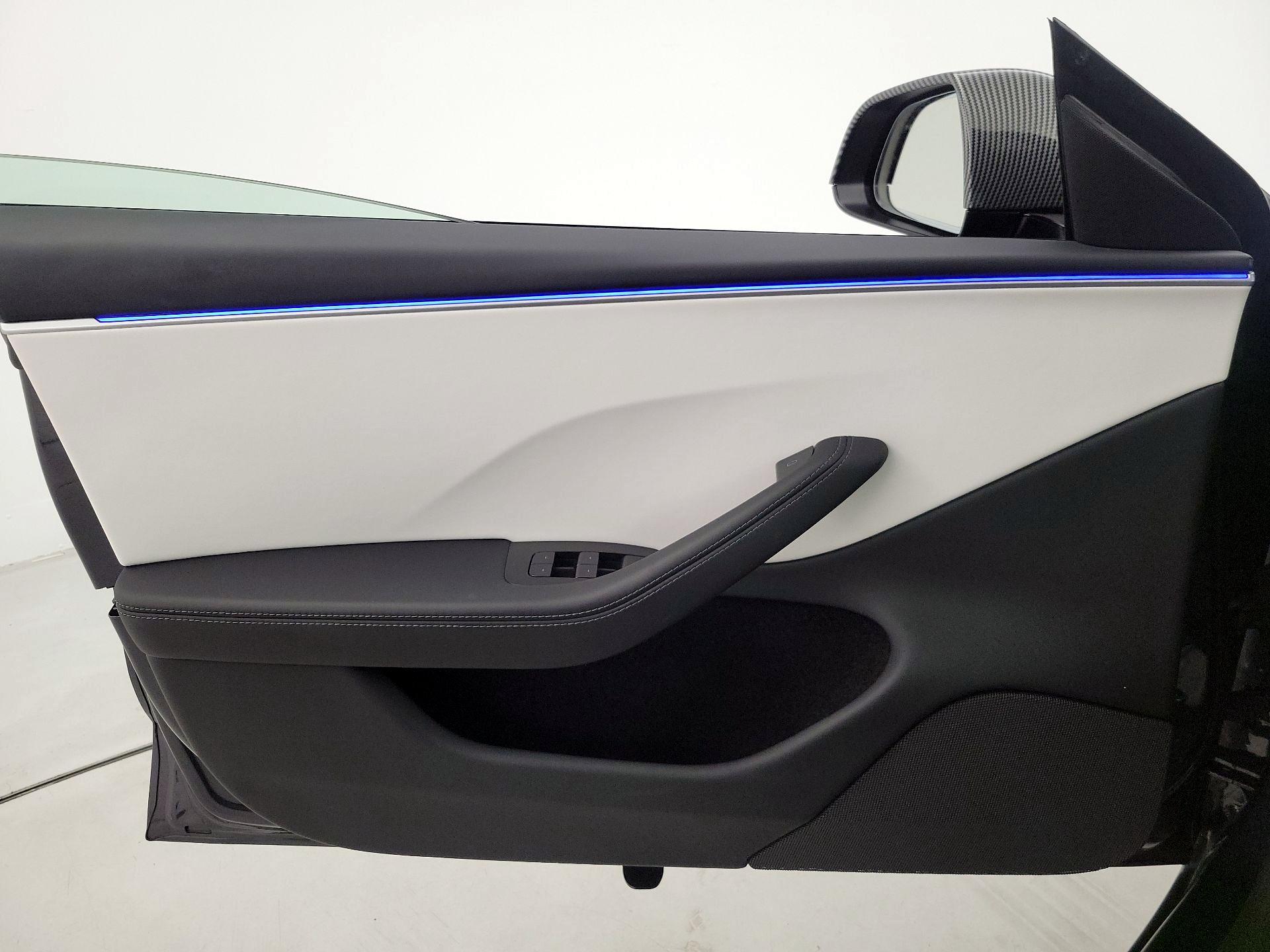 Thumbnail: 2025 Tesla Model 3 - 12