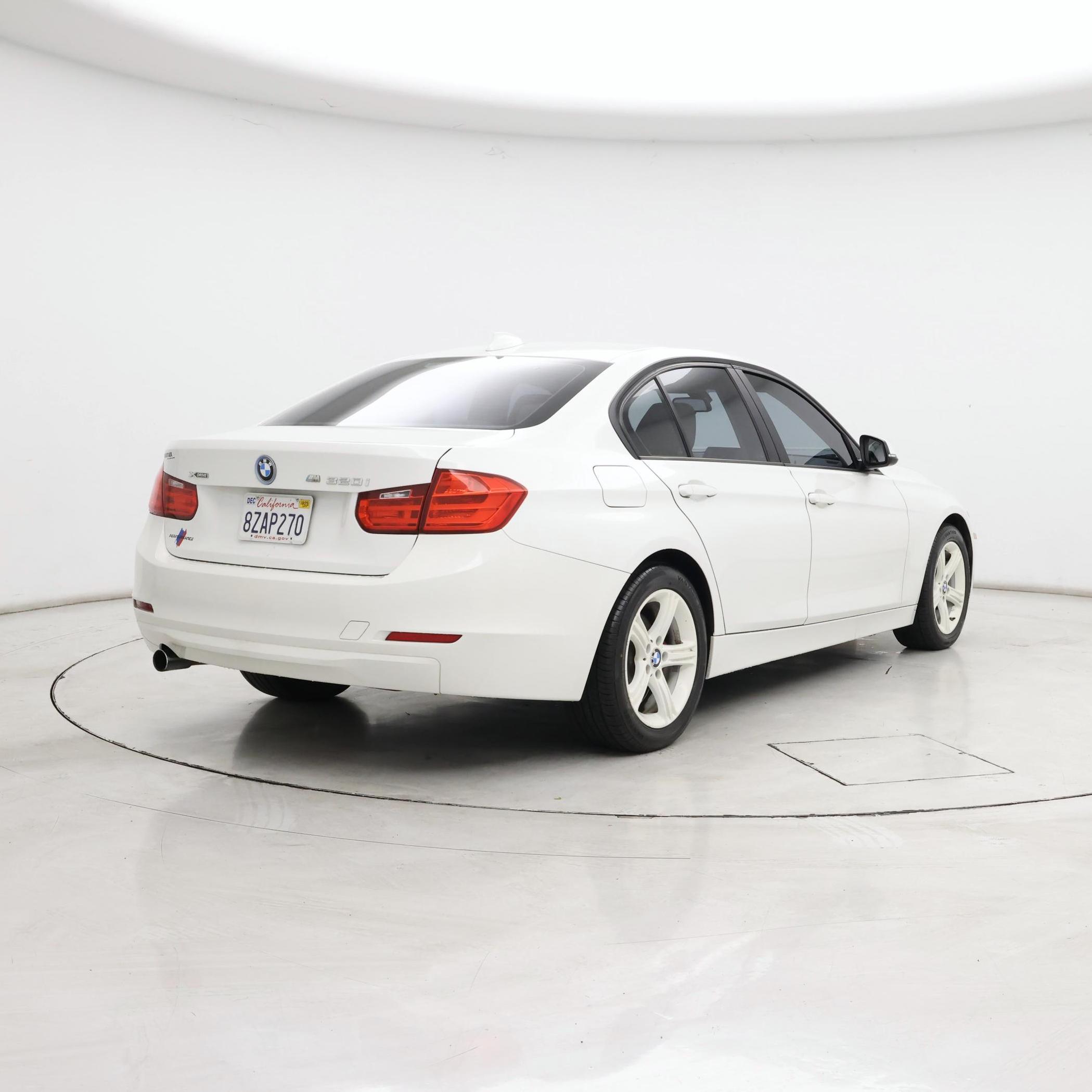 Thumbnail: 2015 BMW 3 Series - 8