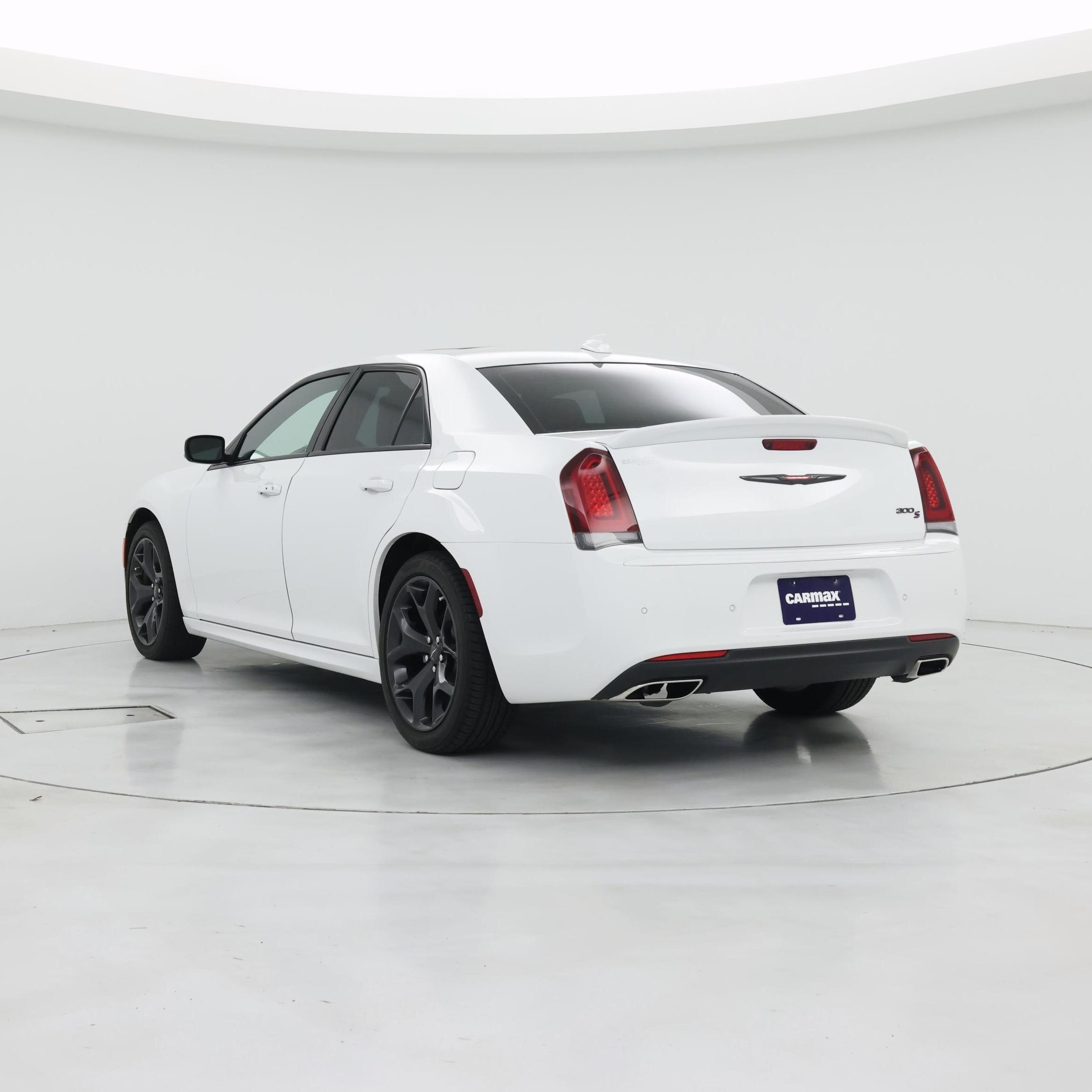 Thumbnail: 2022 Chrysler 300 - 2