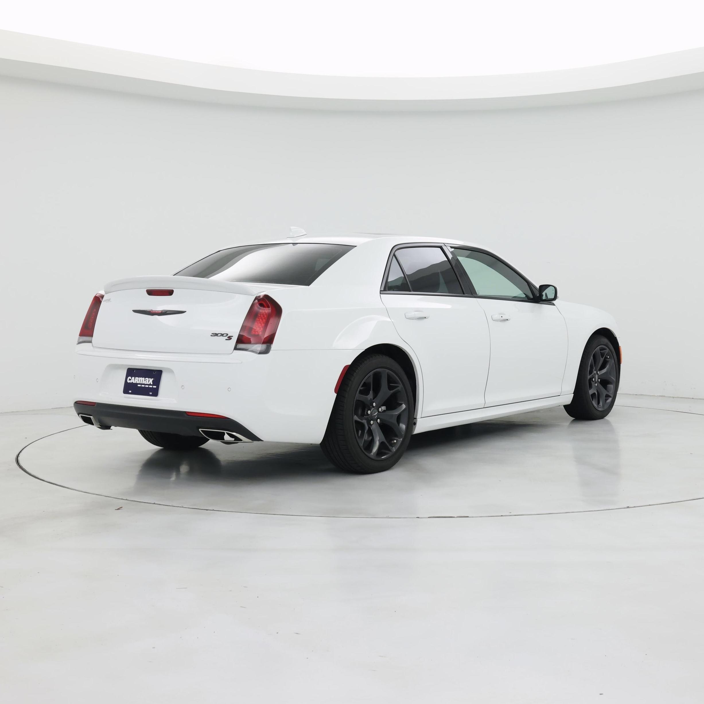 Thumbnail: 2022 Chrysler 300 - 8