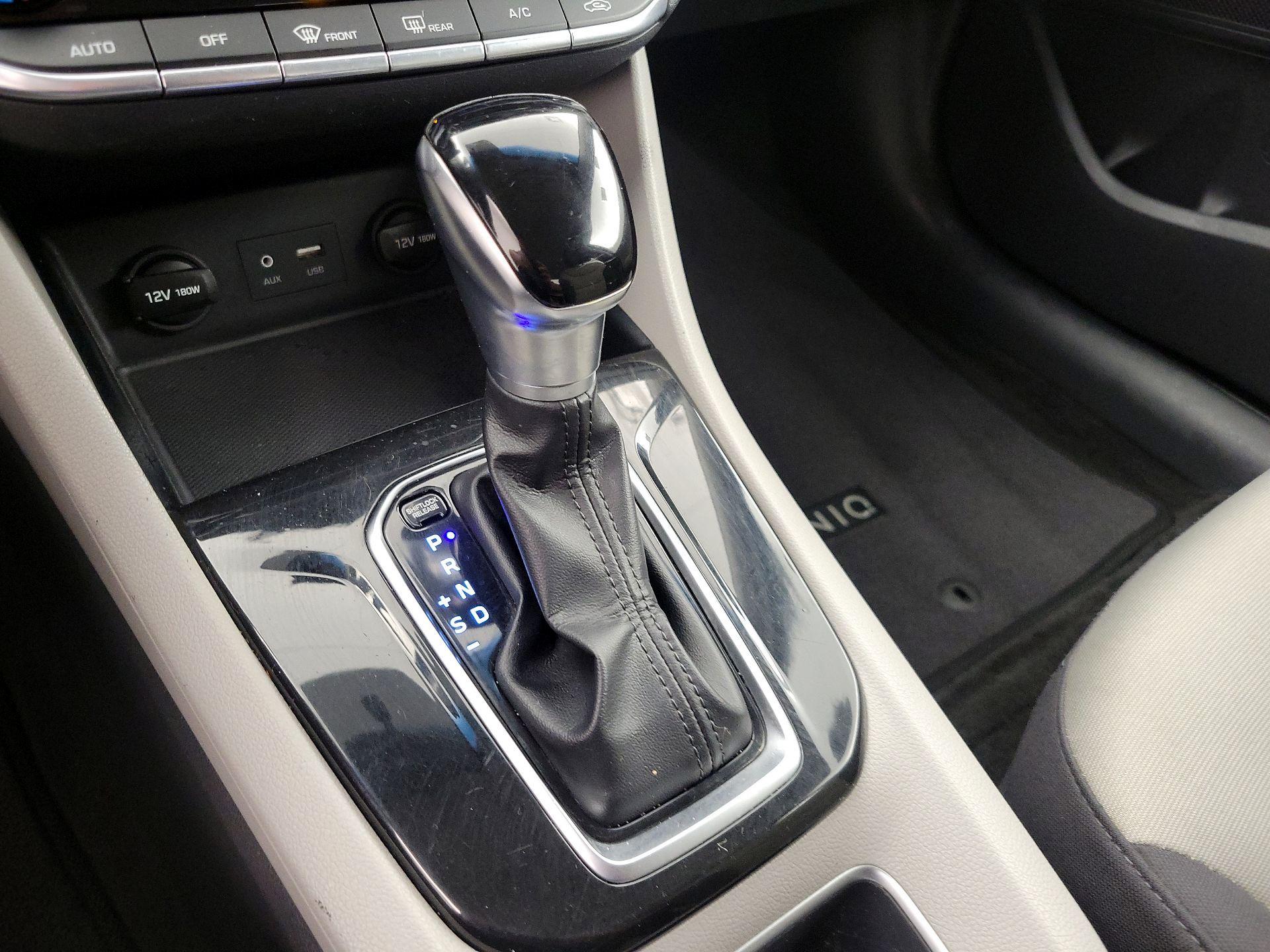 Thumbnail: 2019 Hyundai Ioniq - 17