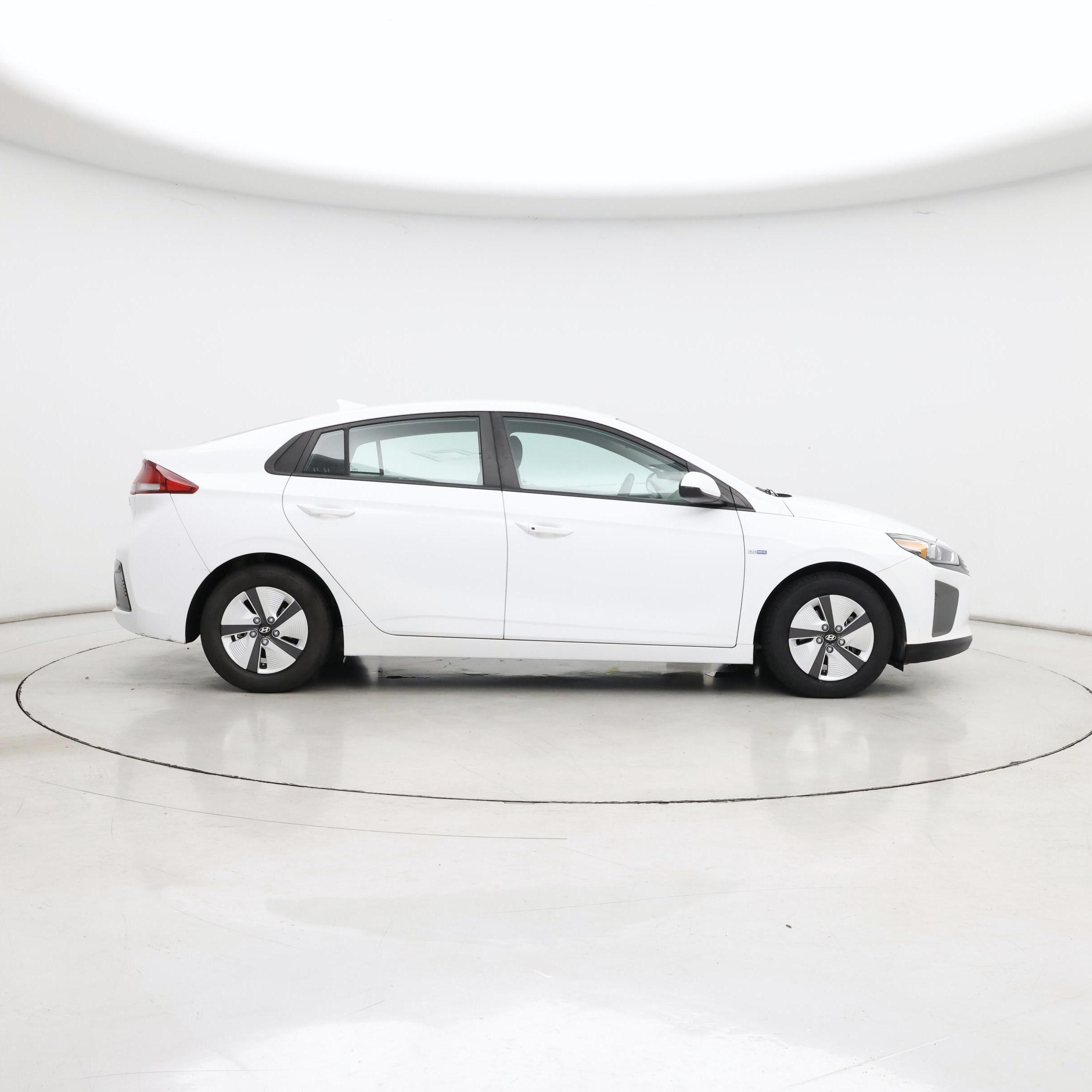 Thumbnail: 2019 Hyundai Ioniq - 7