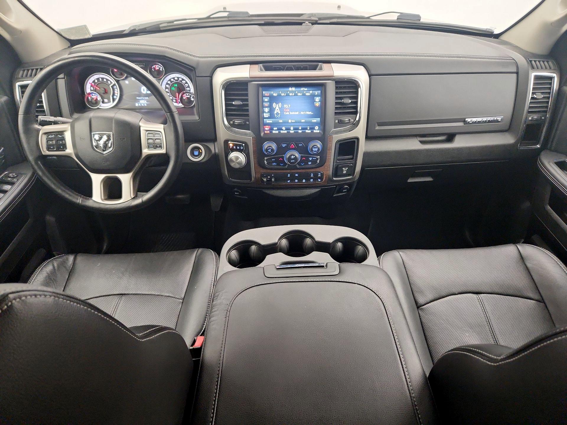 Thumbnail: 2019 RAM 1500 Classic - 9