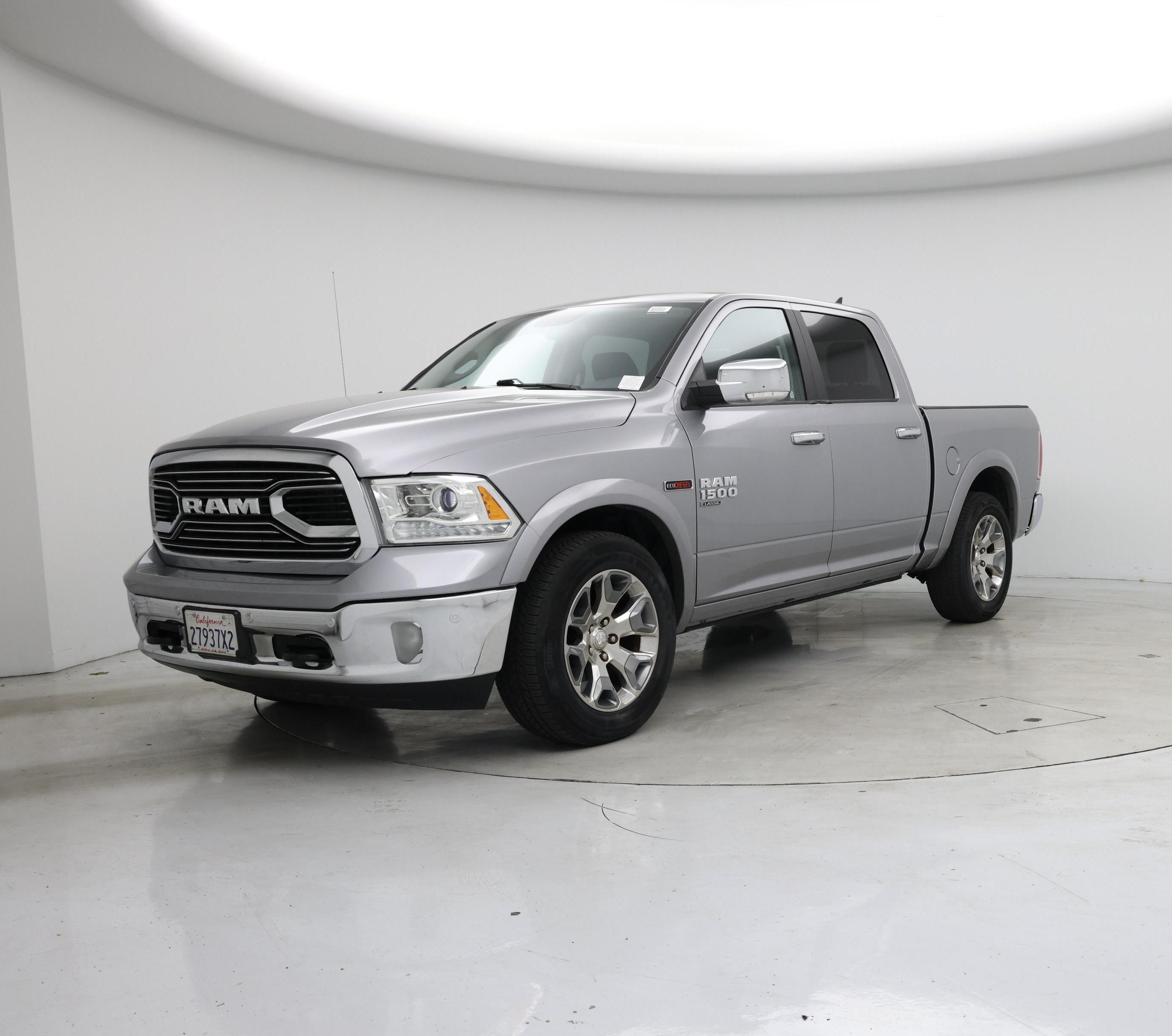 Thumbnail: 2019 RAM 1500 Classic - 4