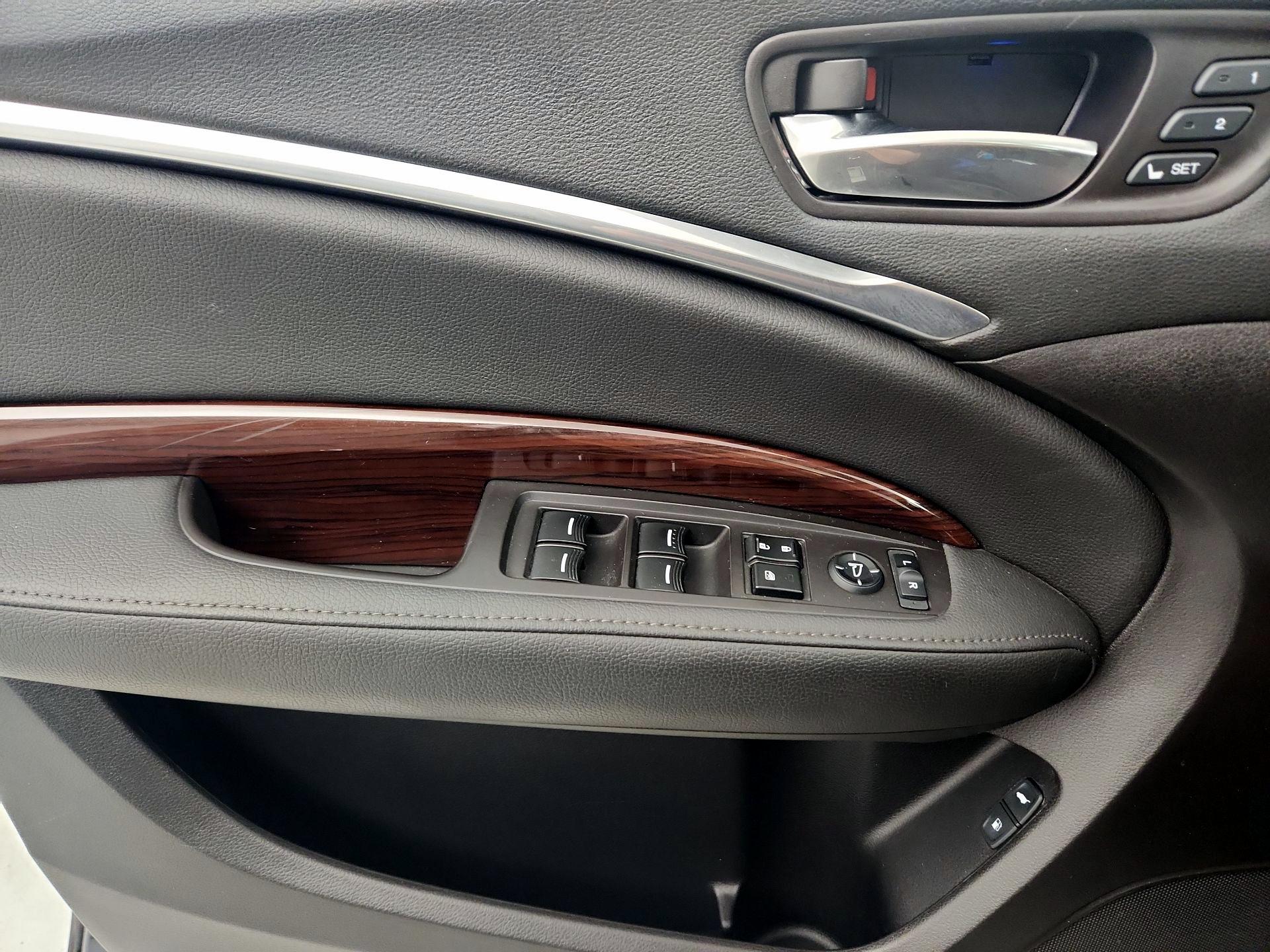 Thumbnail: 2015 Acura MDX - 12