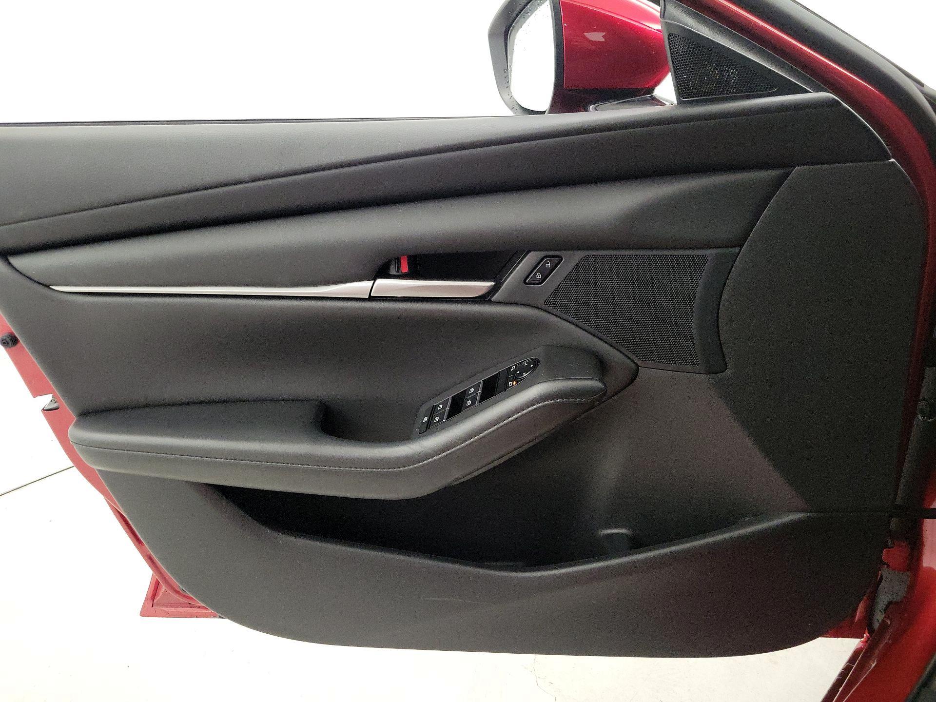 Thumbnail: 2022 Mazda Mazda3 - 12