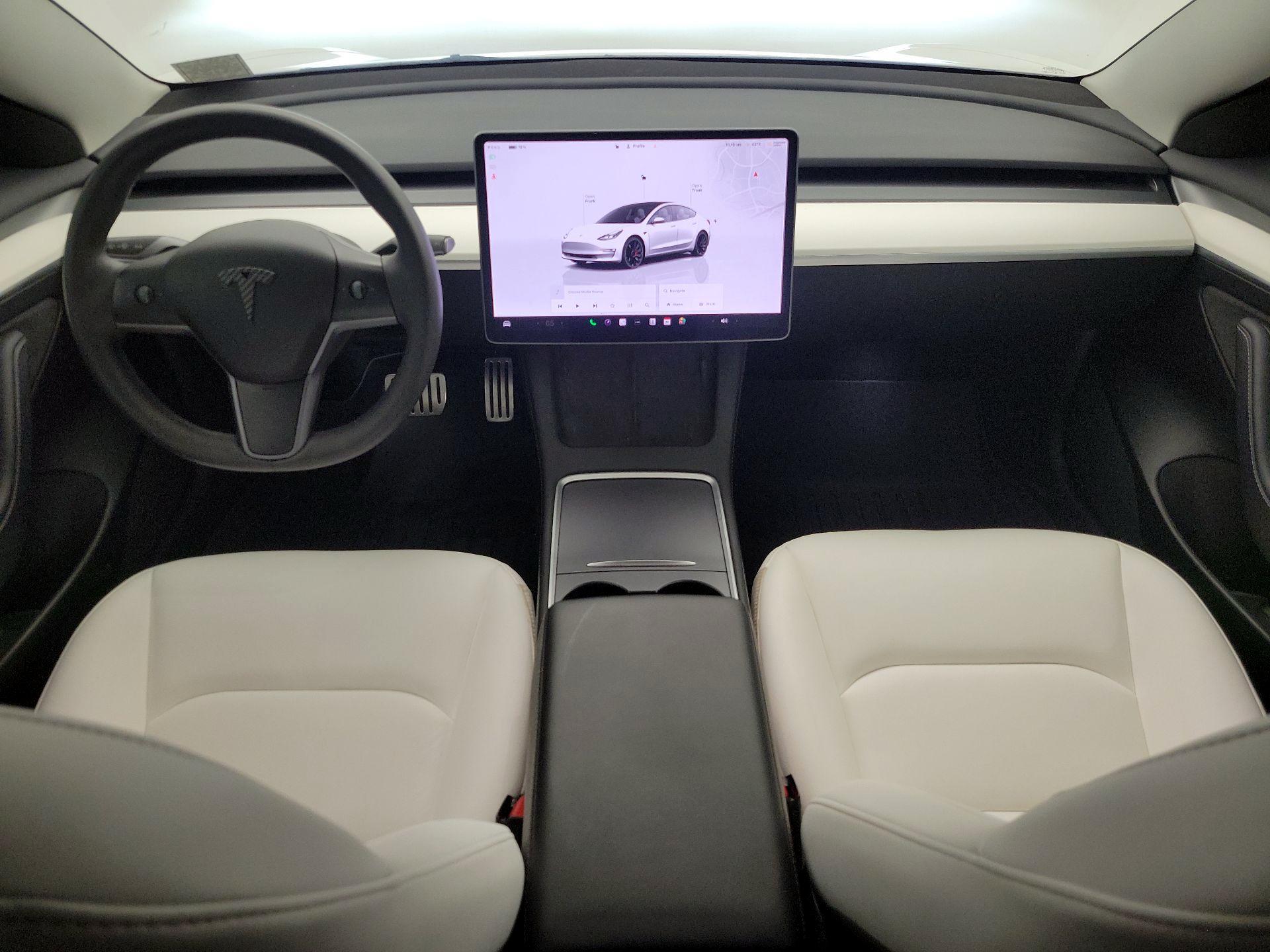 Thumbnail: 2023 Tesla Model 3 - 9