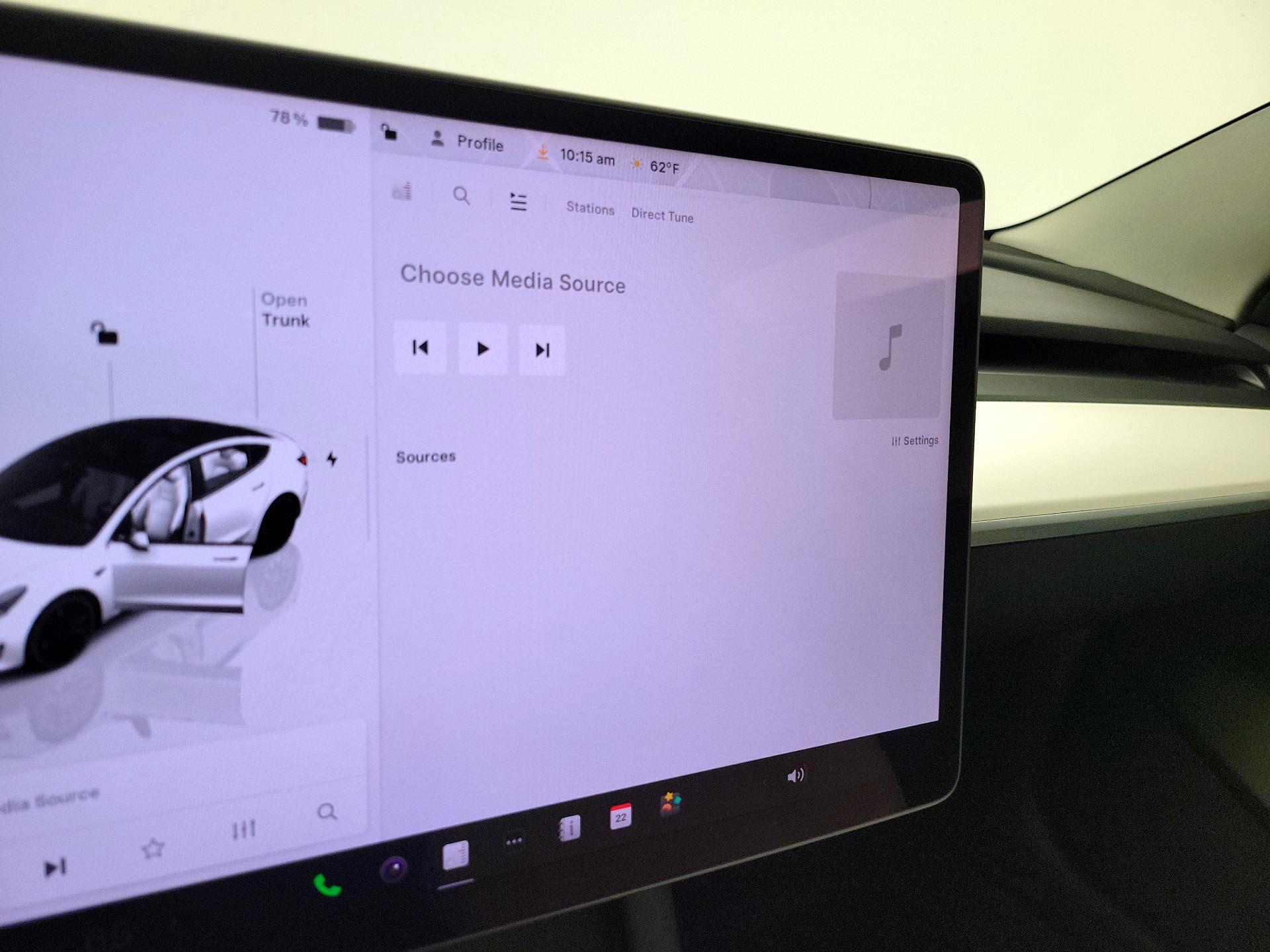 Thumbnail: 2023 Tesla Model 3 - 15