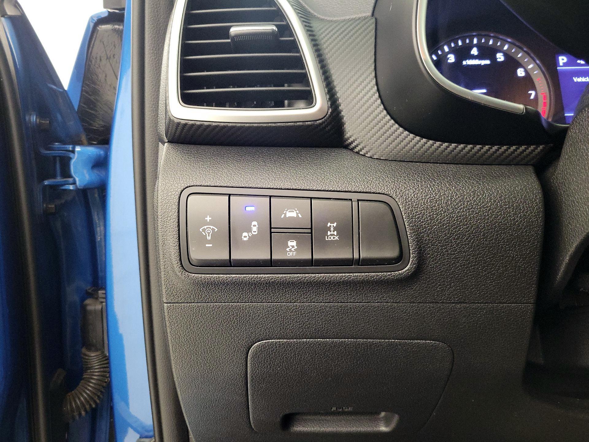 Thumbnail: 2020 Hyundai Tucson - 13