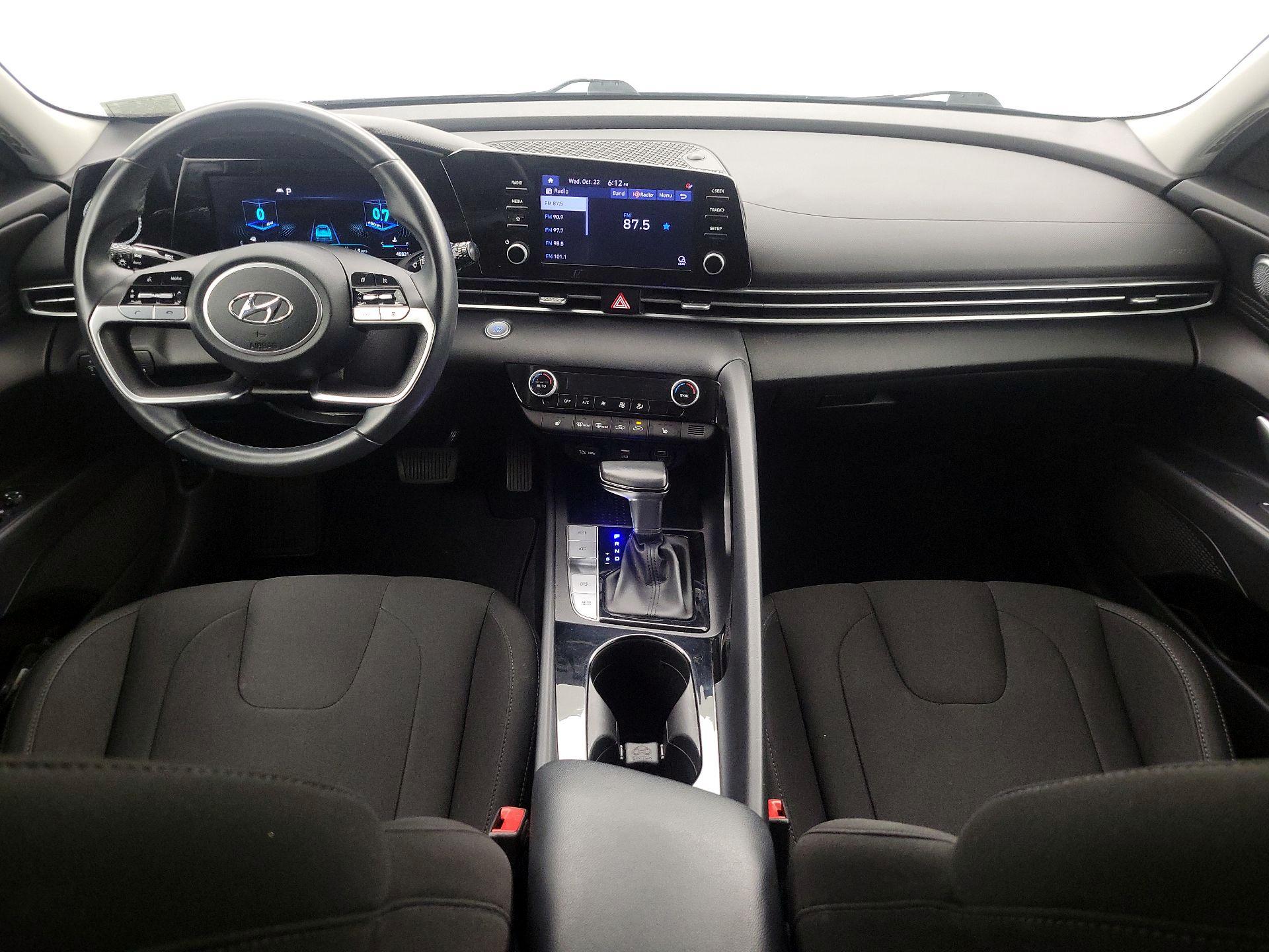 Thumbnail: 2022 Hyundai Elantra - 9