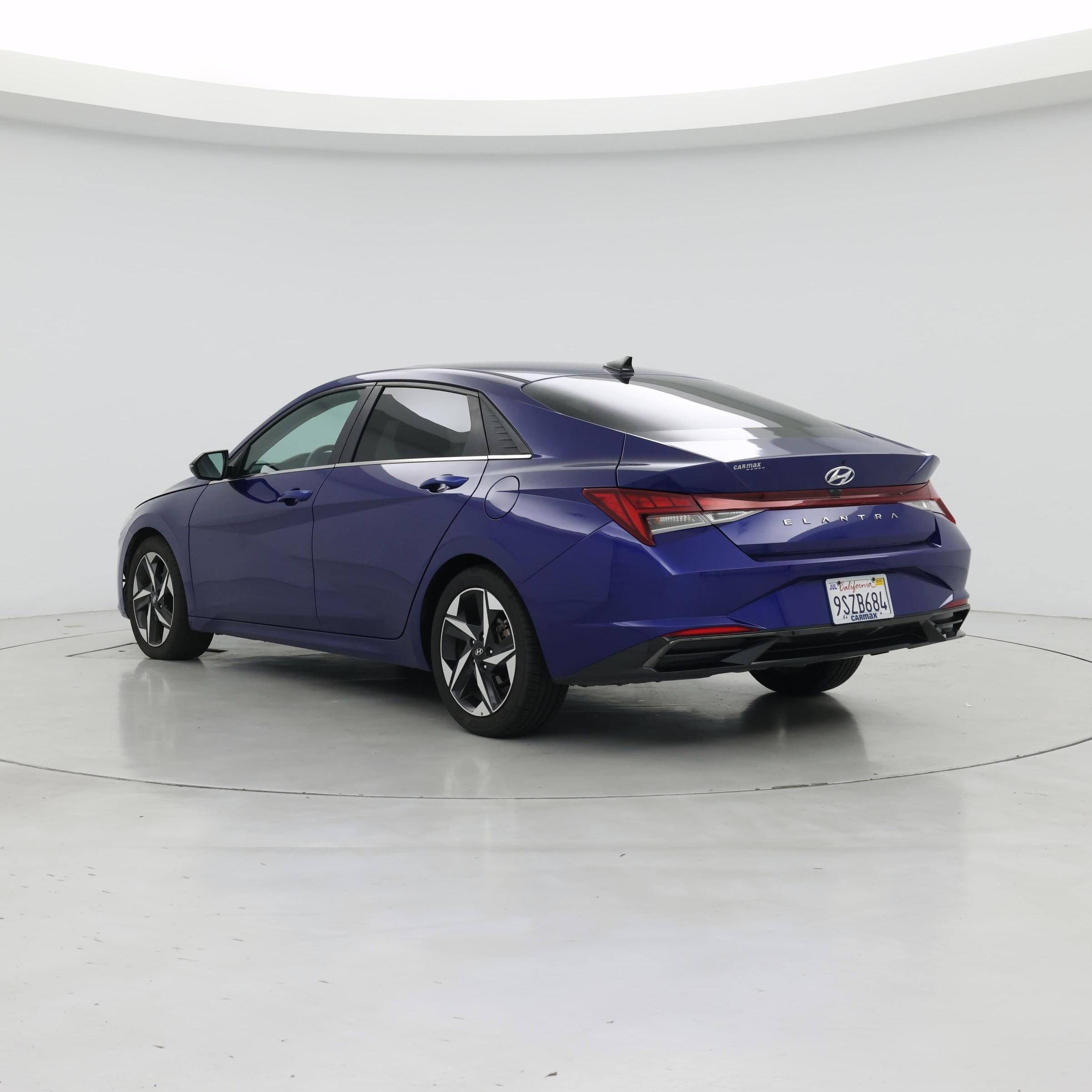 Thumbnail: 2022 Hyundai Elantra - 2