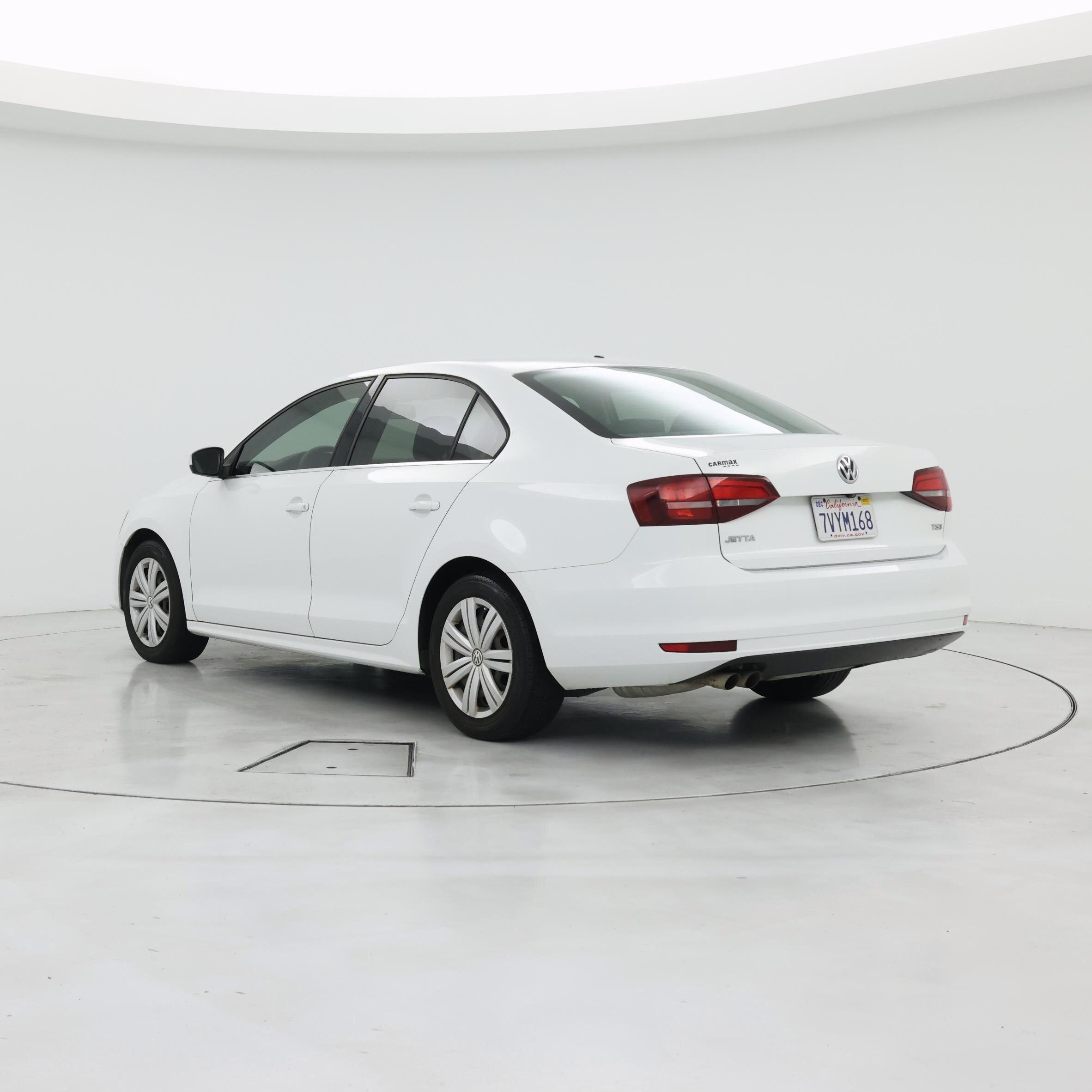 Thumbnail: 2017 Volkswagen Jetta - 2