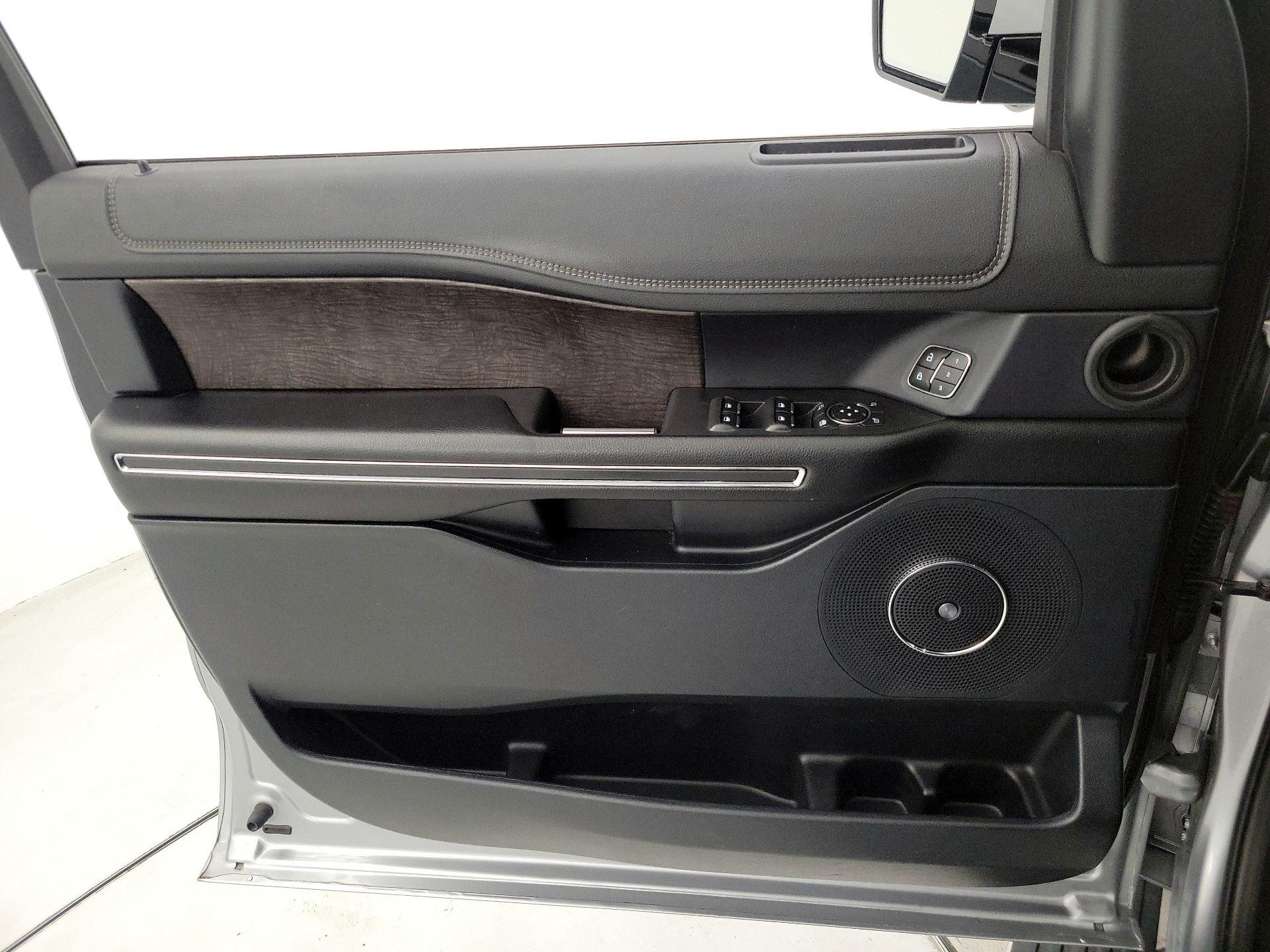 Thumbnail: 2021 Ford Expedition - 12