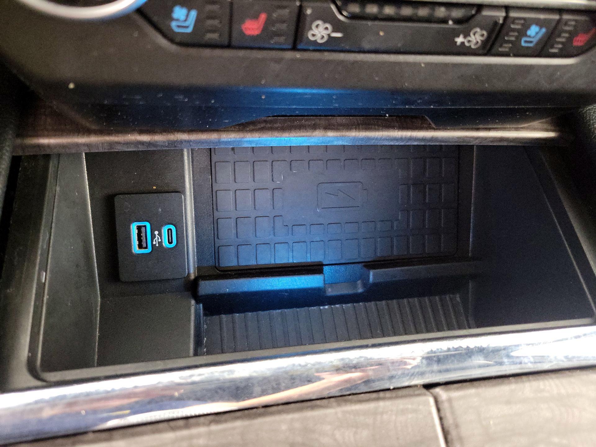 Thumbnail: 2021 Ford Expedition - 19