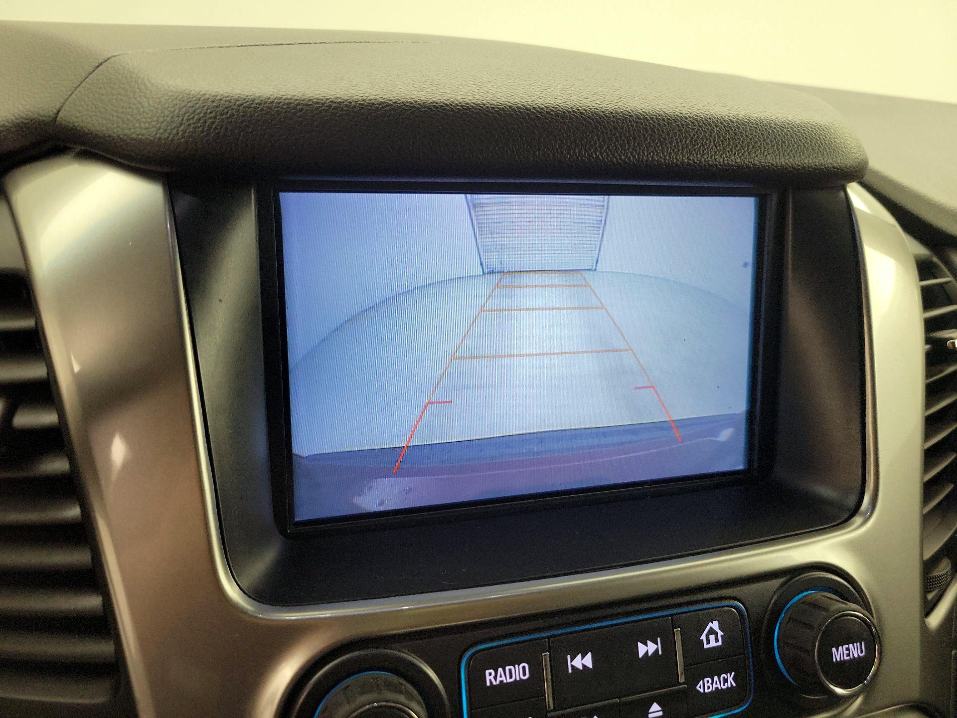 Thumbnail: 2019 Chevrolet Suburban - 14