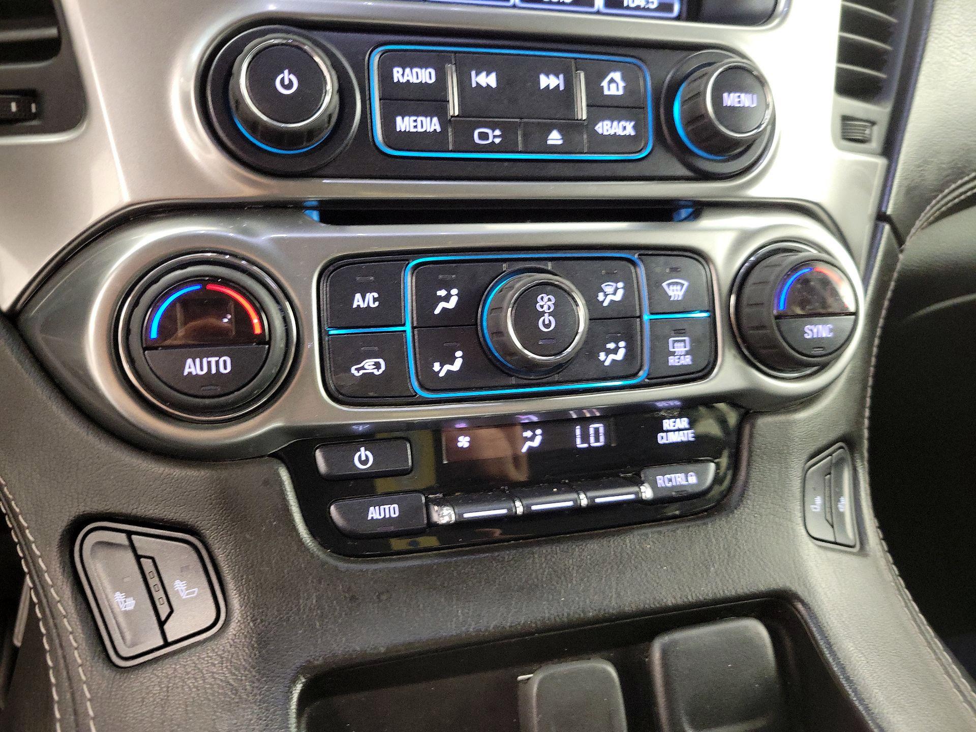 Thumbnail: 2019 Chevrolet Suburban - 16