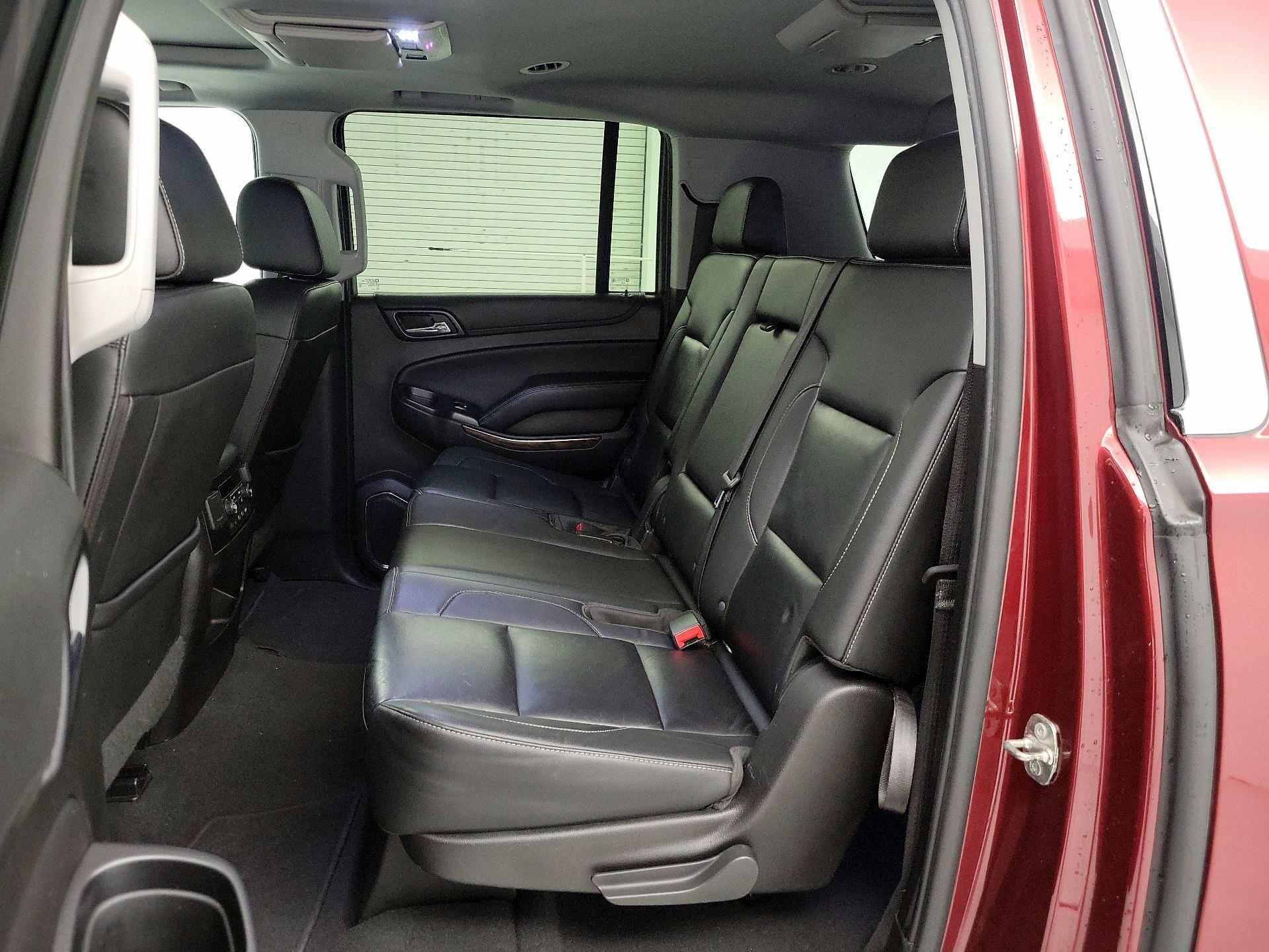 Thumbnail: 2019 Chevrolet Suburban - 19