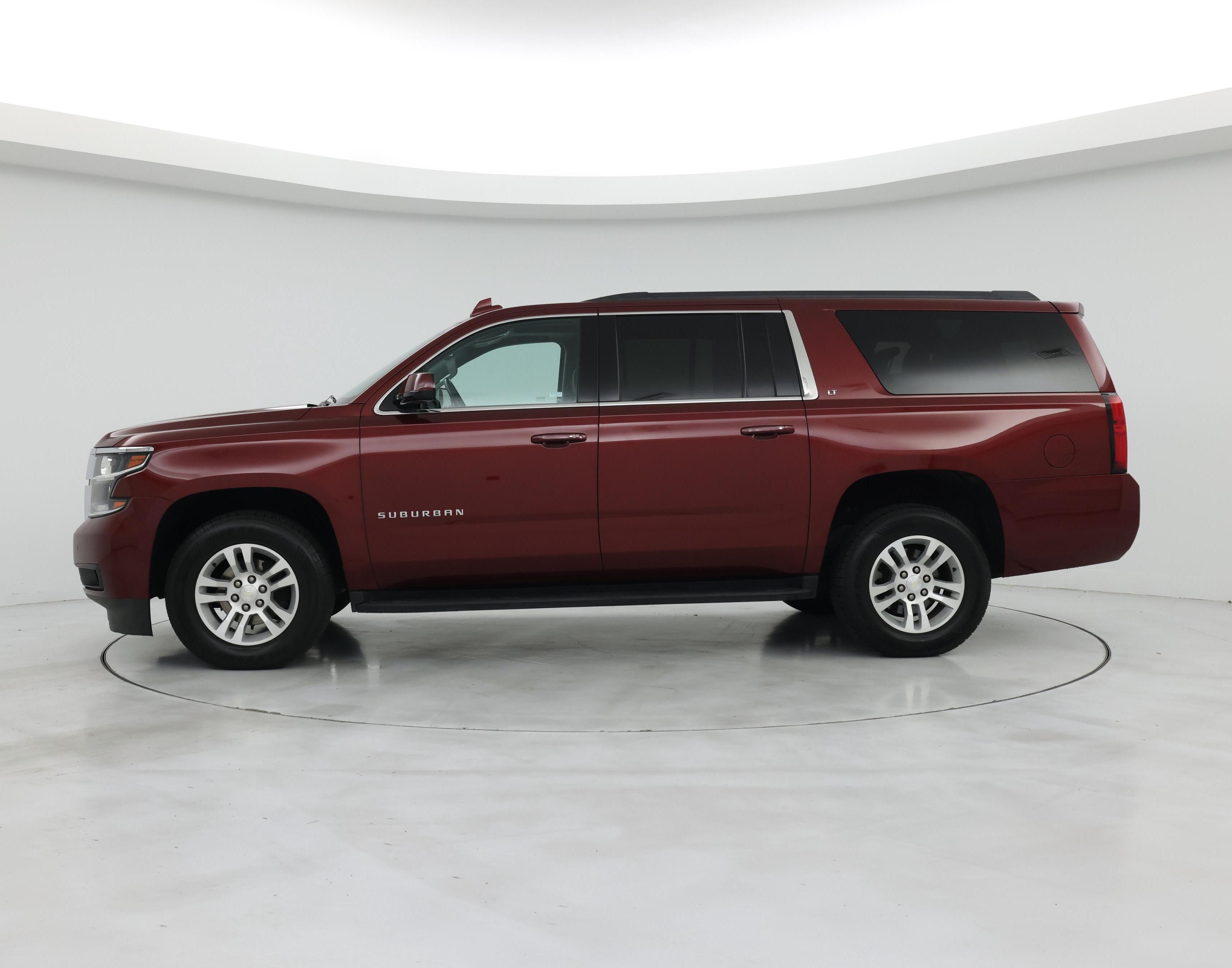 Thumbnail: 2019 Chevrolet Suburban - 3
