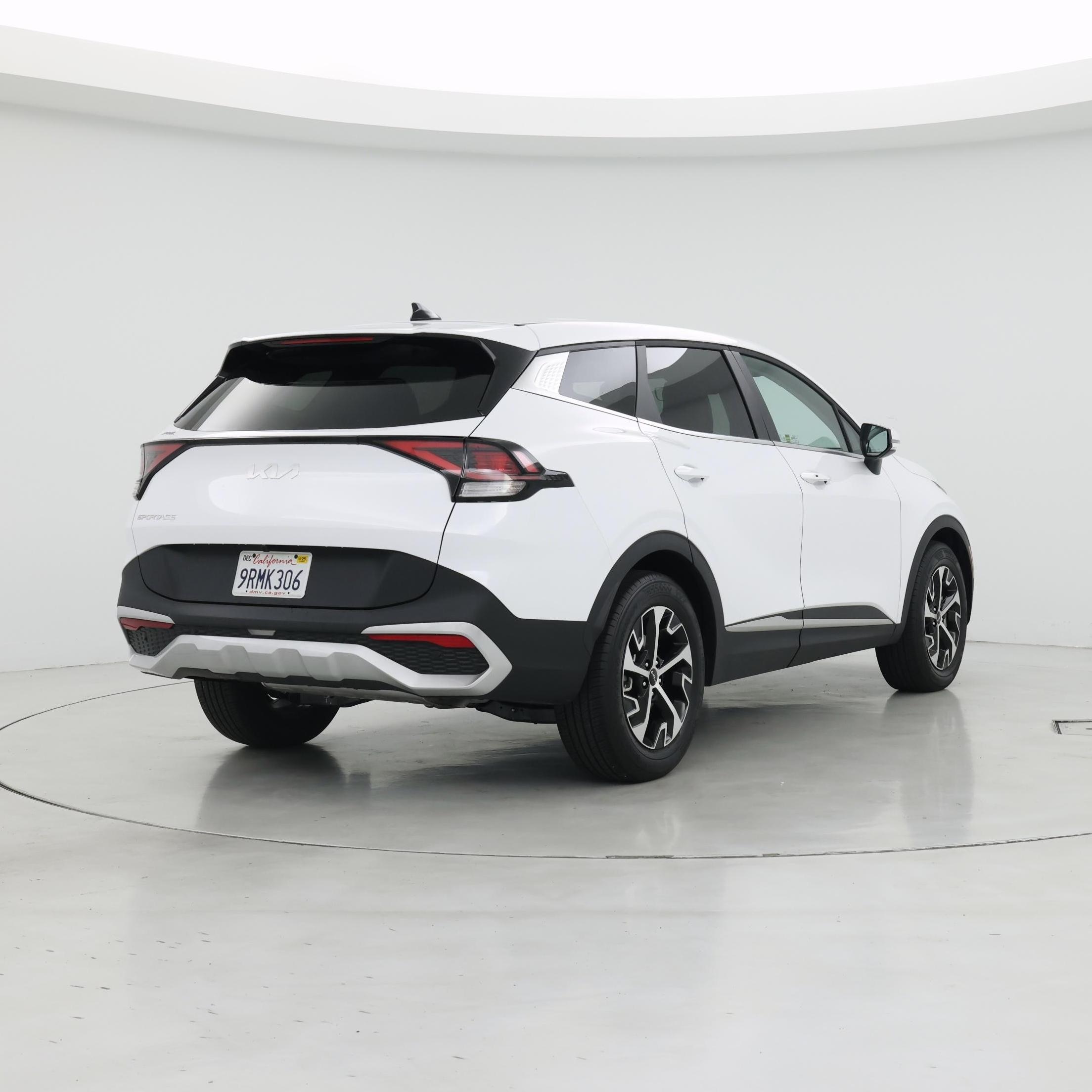 Thumbnail: 2025 Kia Sportage - 8