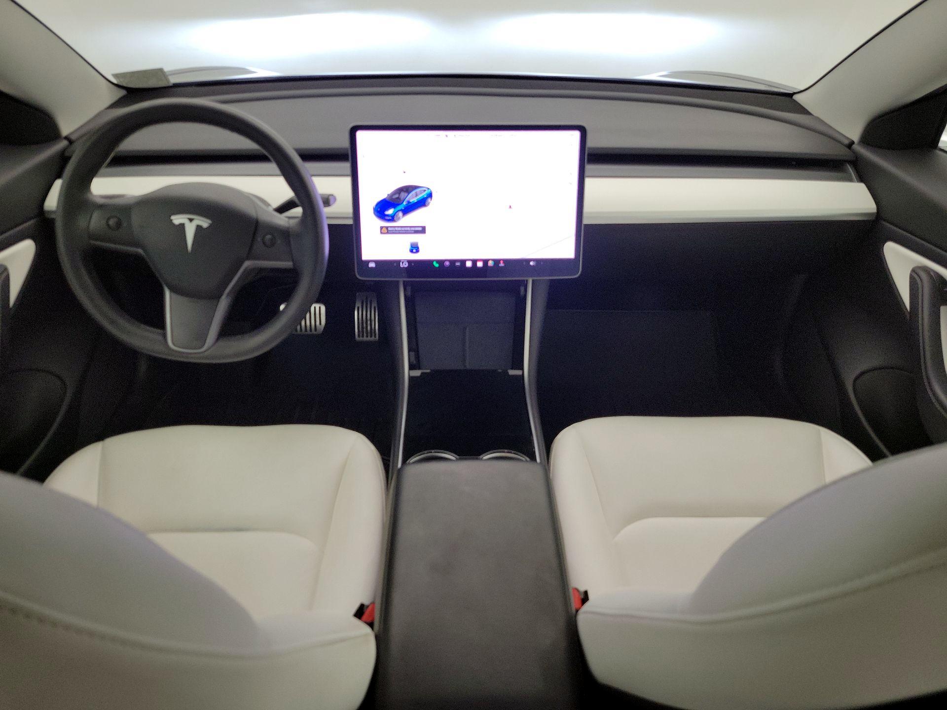 Thumbnail: 2020 Tesla Model 3 - 9