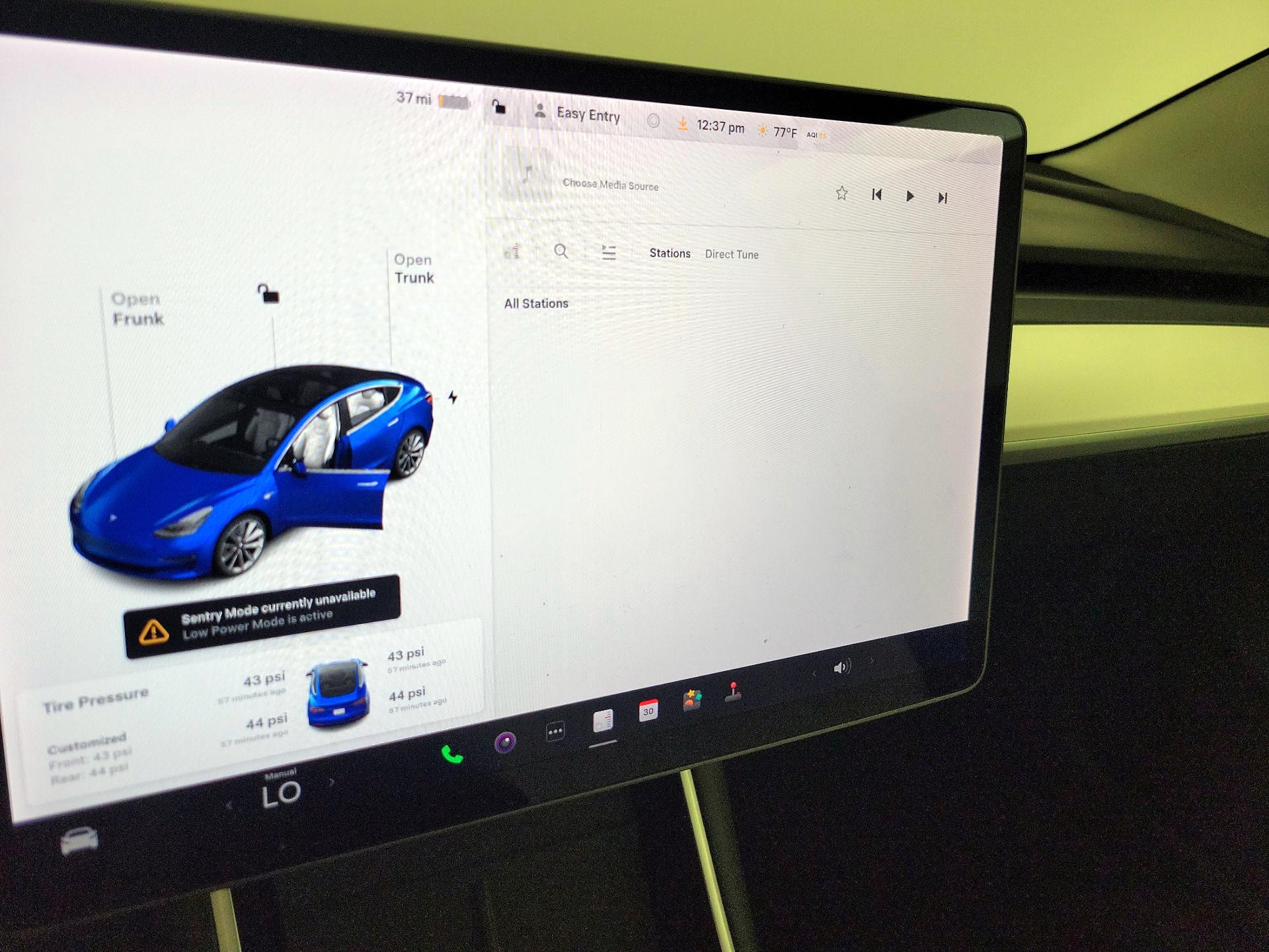 Thumbnail: 2020 Tesla Model 3 - 14