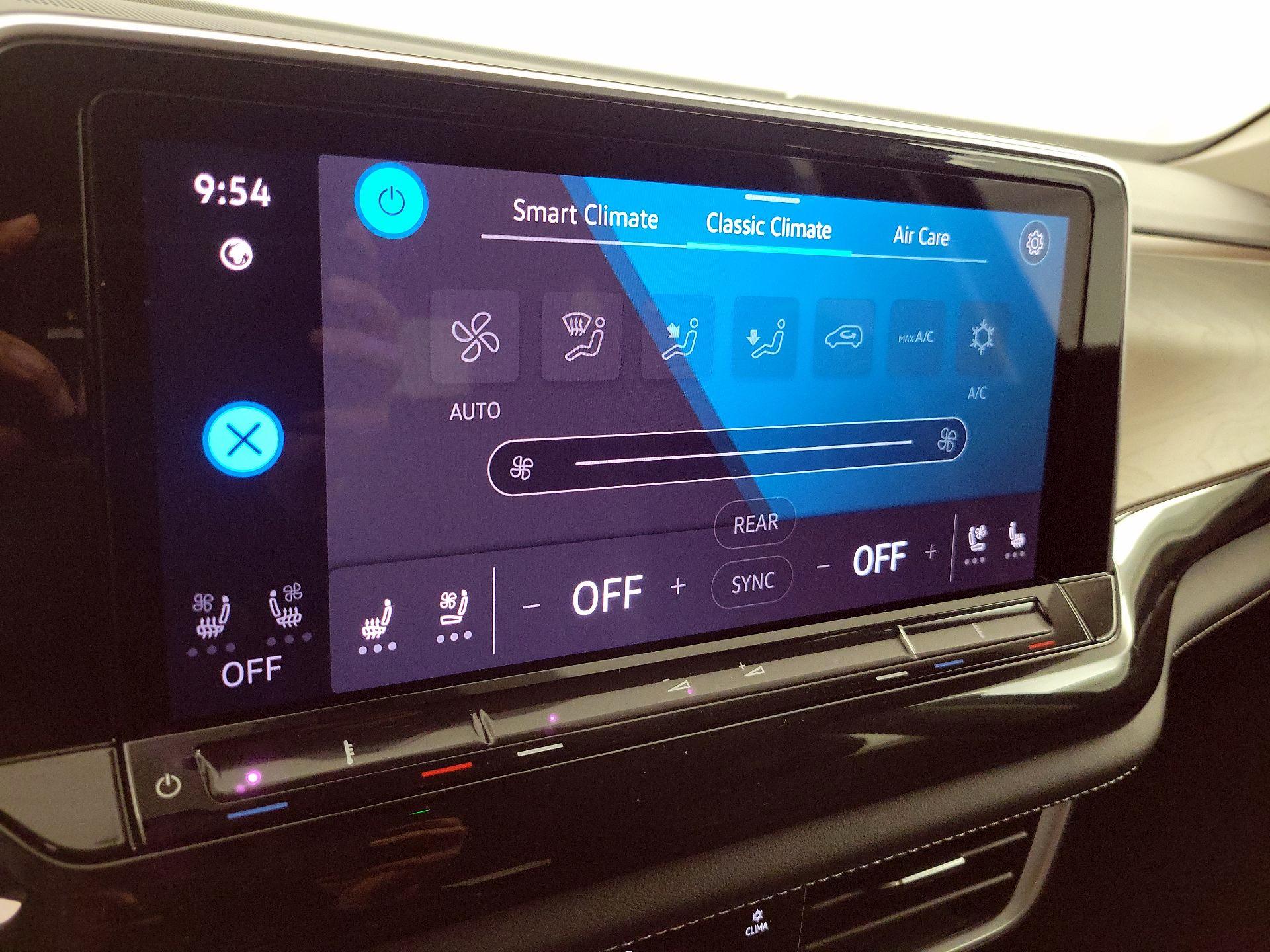 Thumbnail: 2024 Volkswagen Atlas - 15