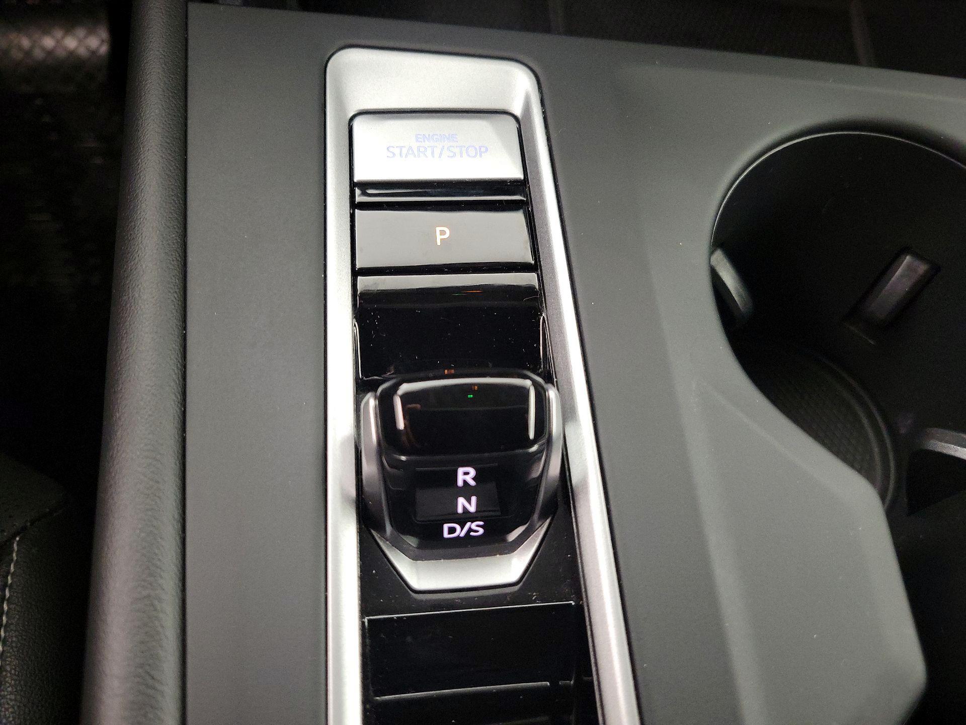 Thumbnail: 2024 Volkswagen Atlas - 16