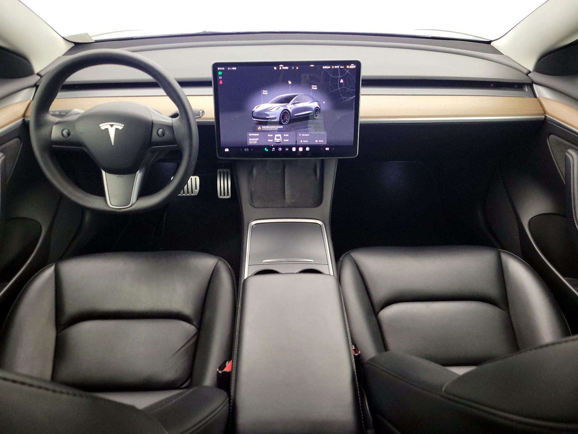 Thumbnail: 2022 Tesla Model 3 - 9