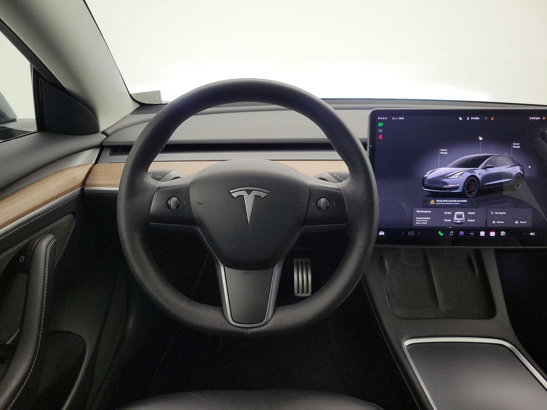 Thumbnail: 2022 Tesla Model 3 - 10