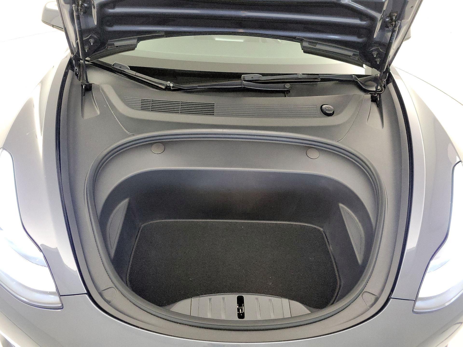 Thumbnail: 2022 Tesla Model 3 - 19