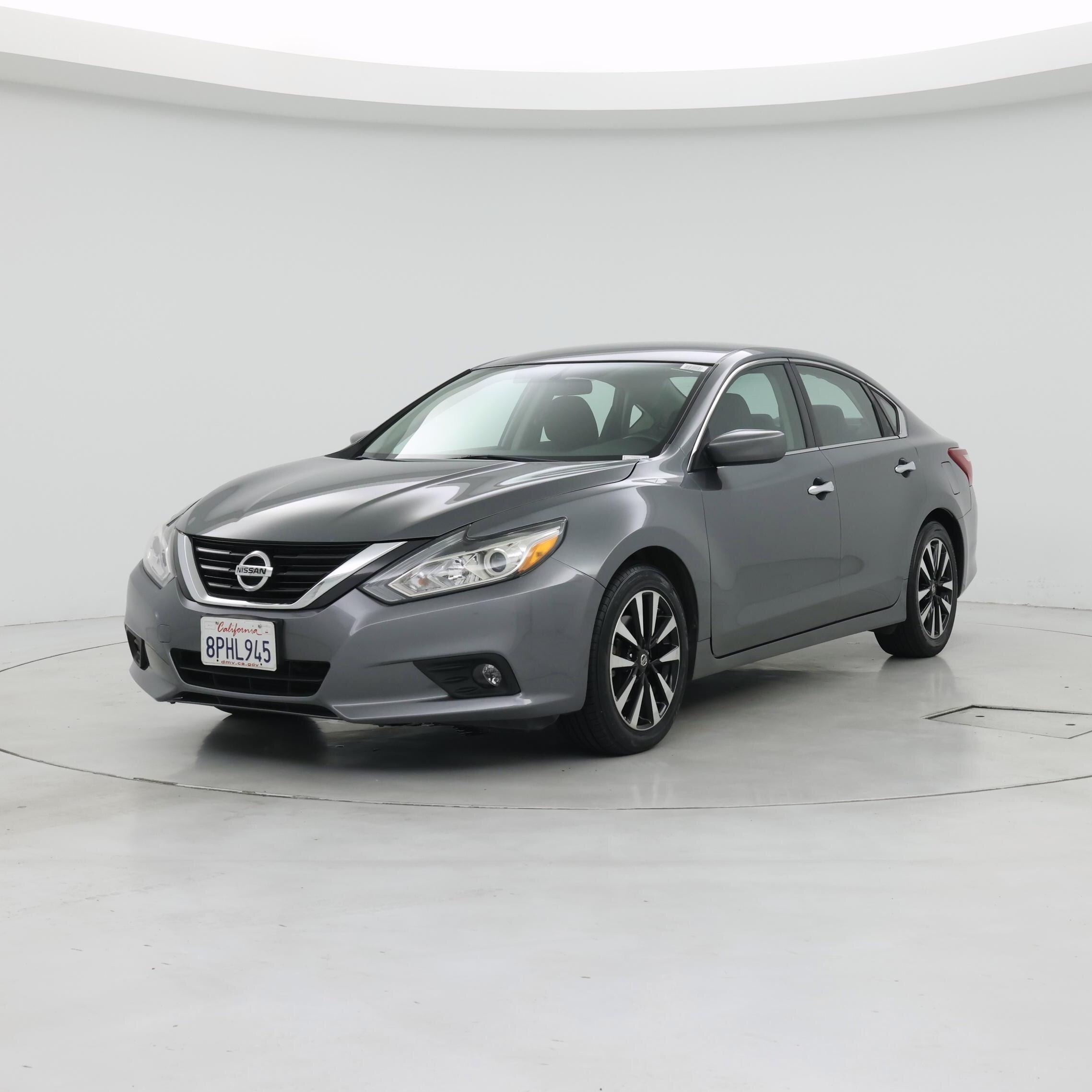 Thumbnail: 2018 Nissan Altima - 4