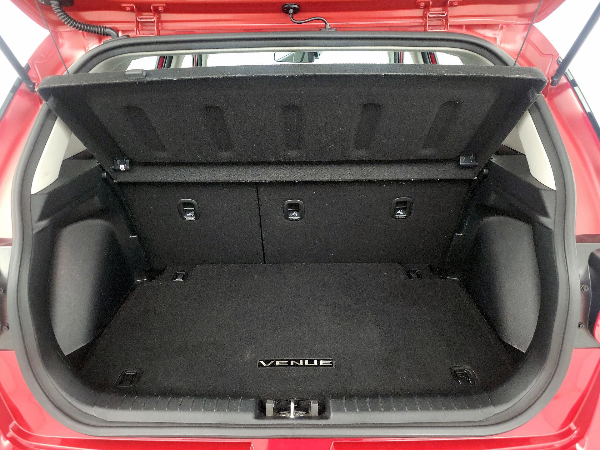 Thumbnail: 2023 Hyundai Venue - 19