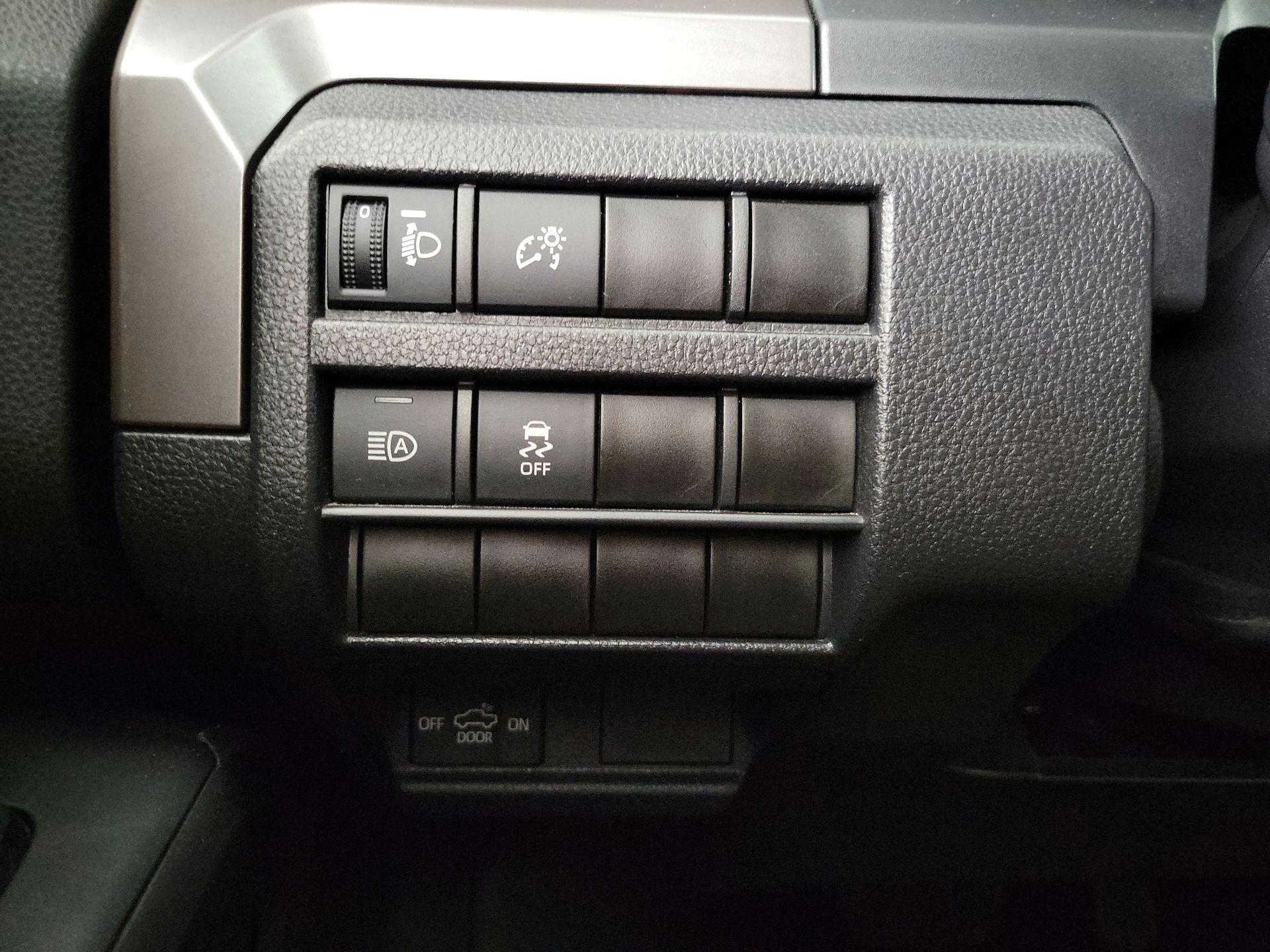 Thumbnail: 2024 Toyota Tacoma - 13