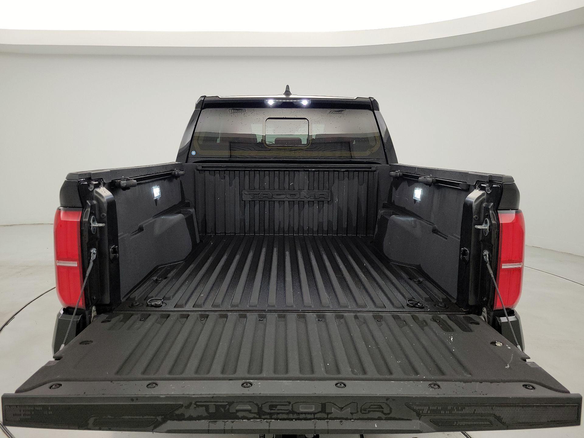 Thumbnail: 2024 Toyota Tacoma - 20