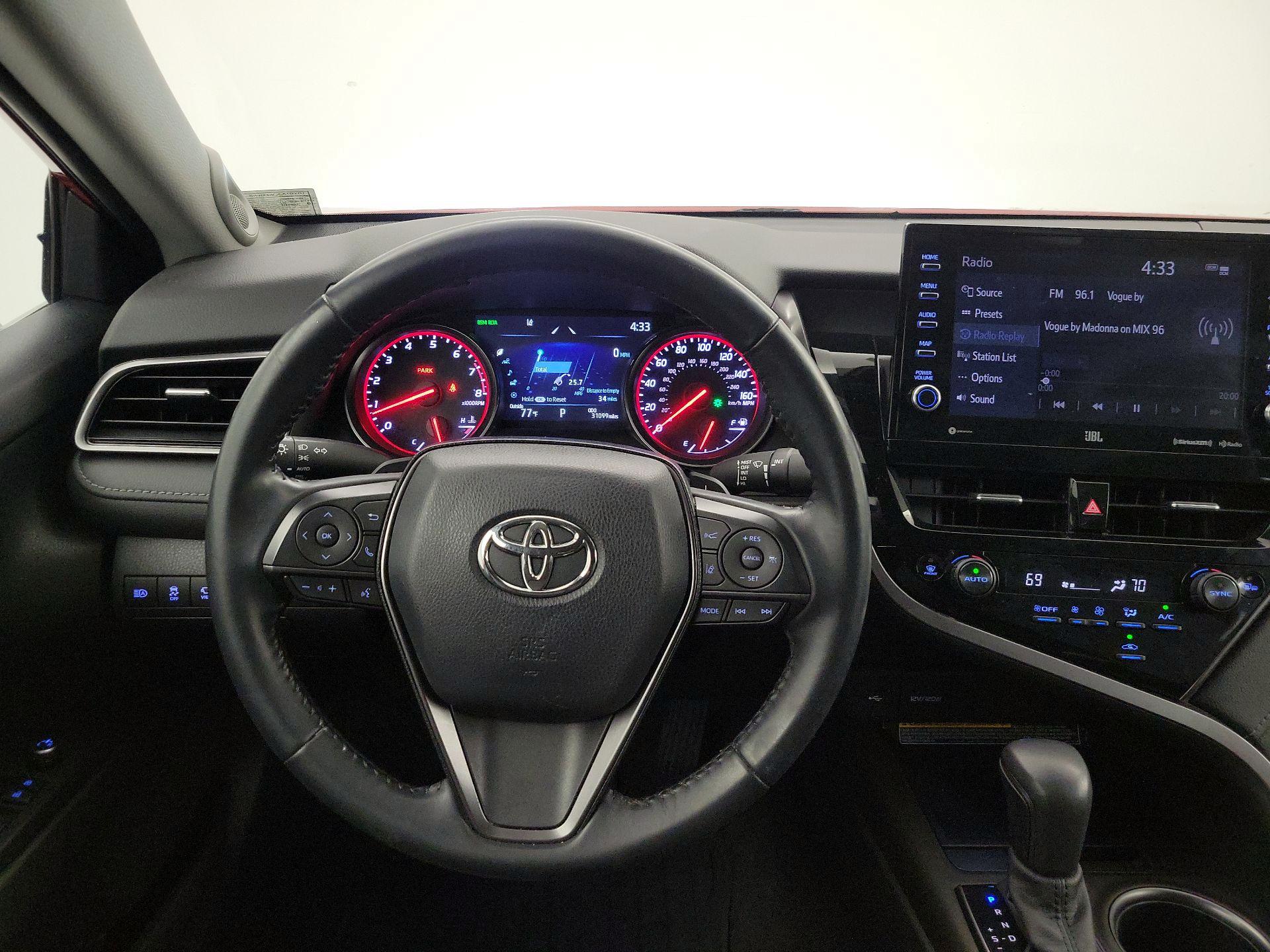 Thumbnail: 2021 Toyota Camry - 10