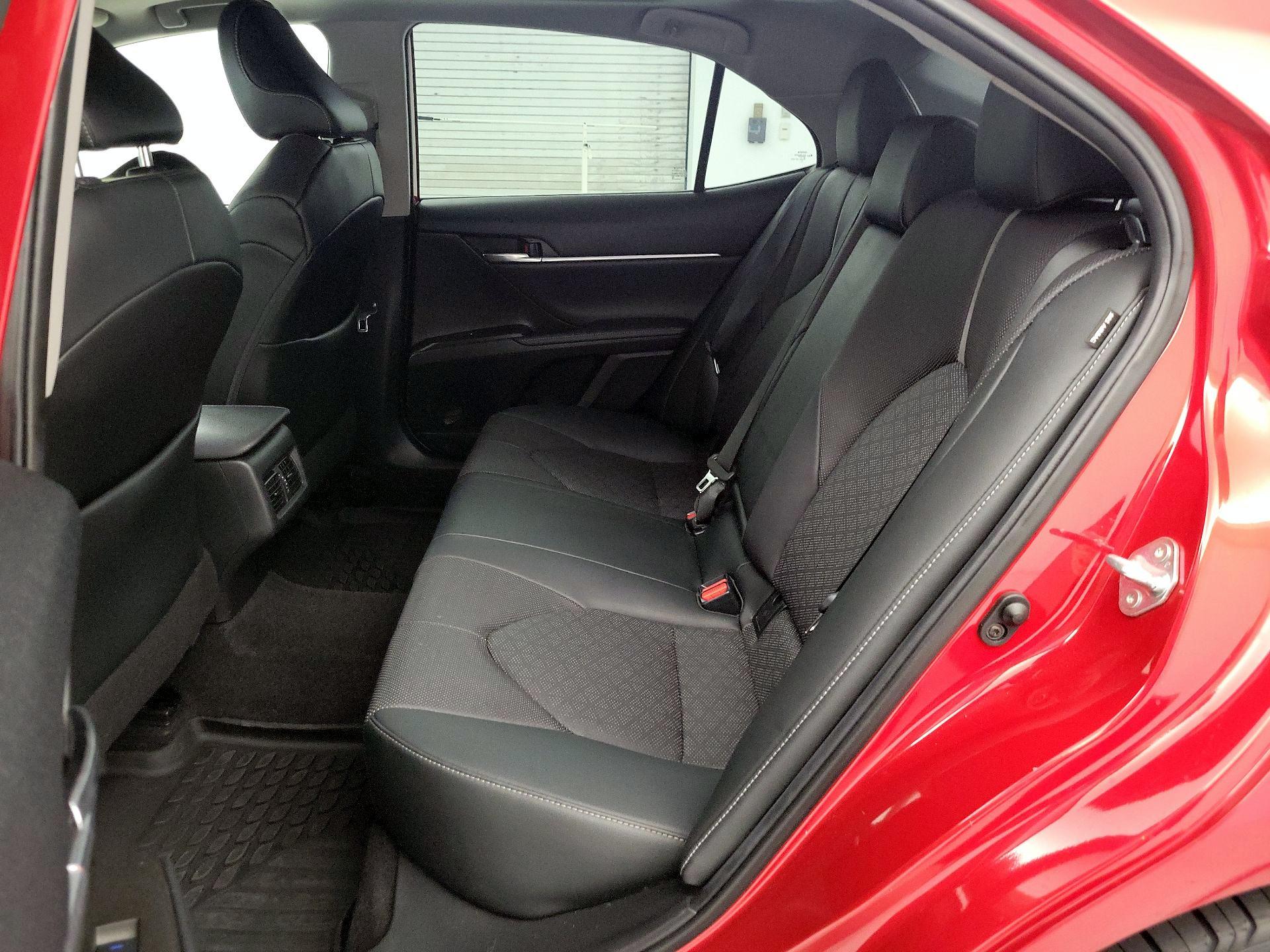 Thumbnail: 2021 Toyota Camry - 18