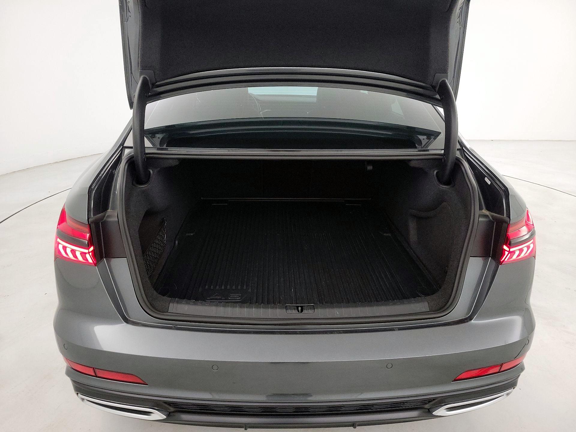 Thumbnail: 2019 Audi A6 - 18