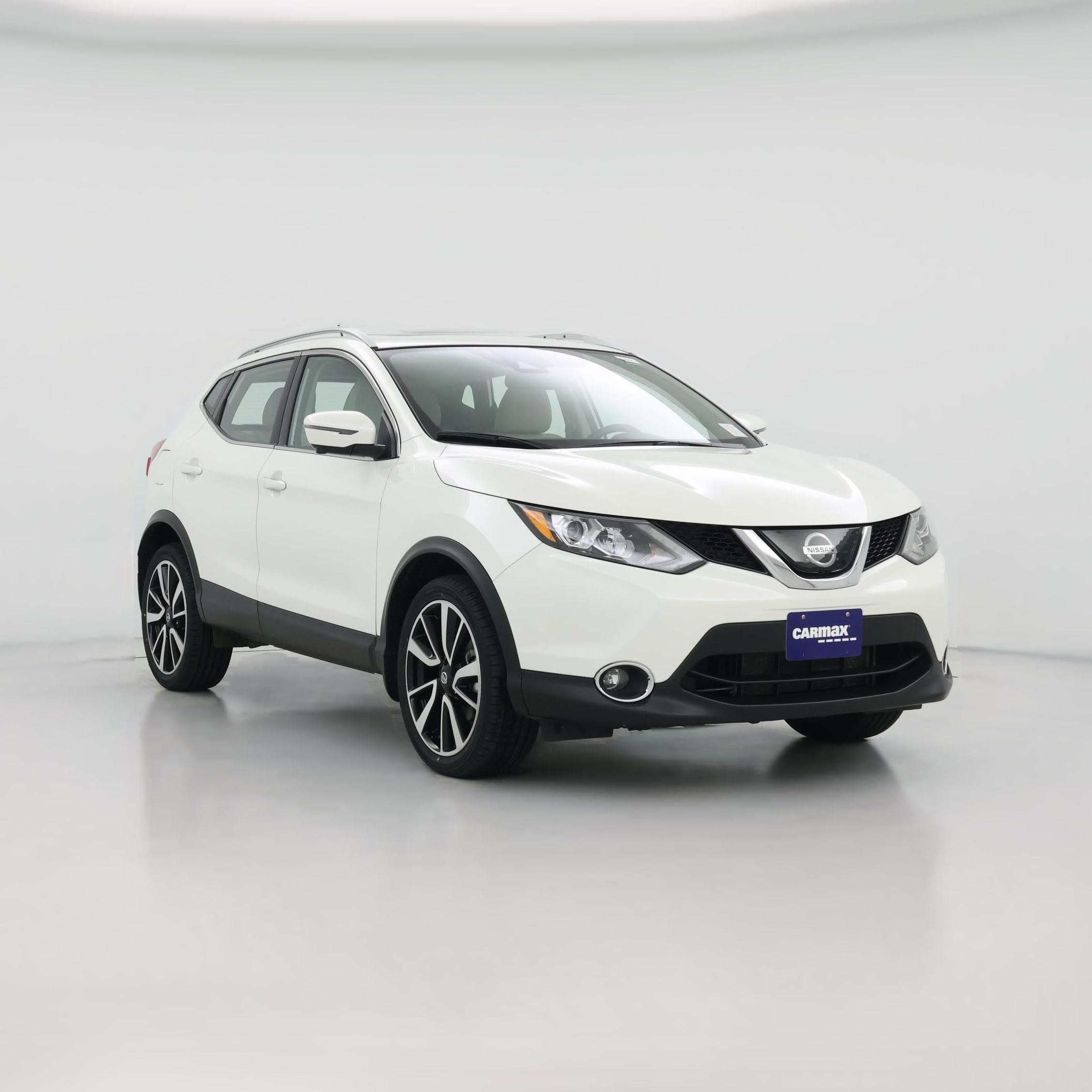 Thumbnail: 2019 Nissan Rogue Sport - 1
