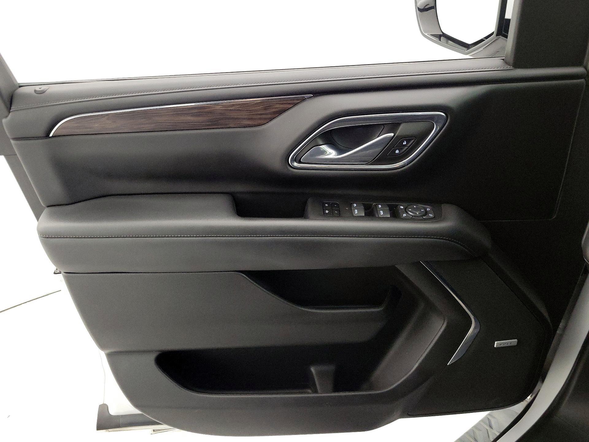 Thumbnail: 2023 Chevrolet Suburban - 12