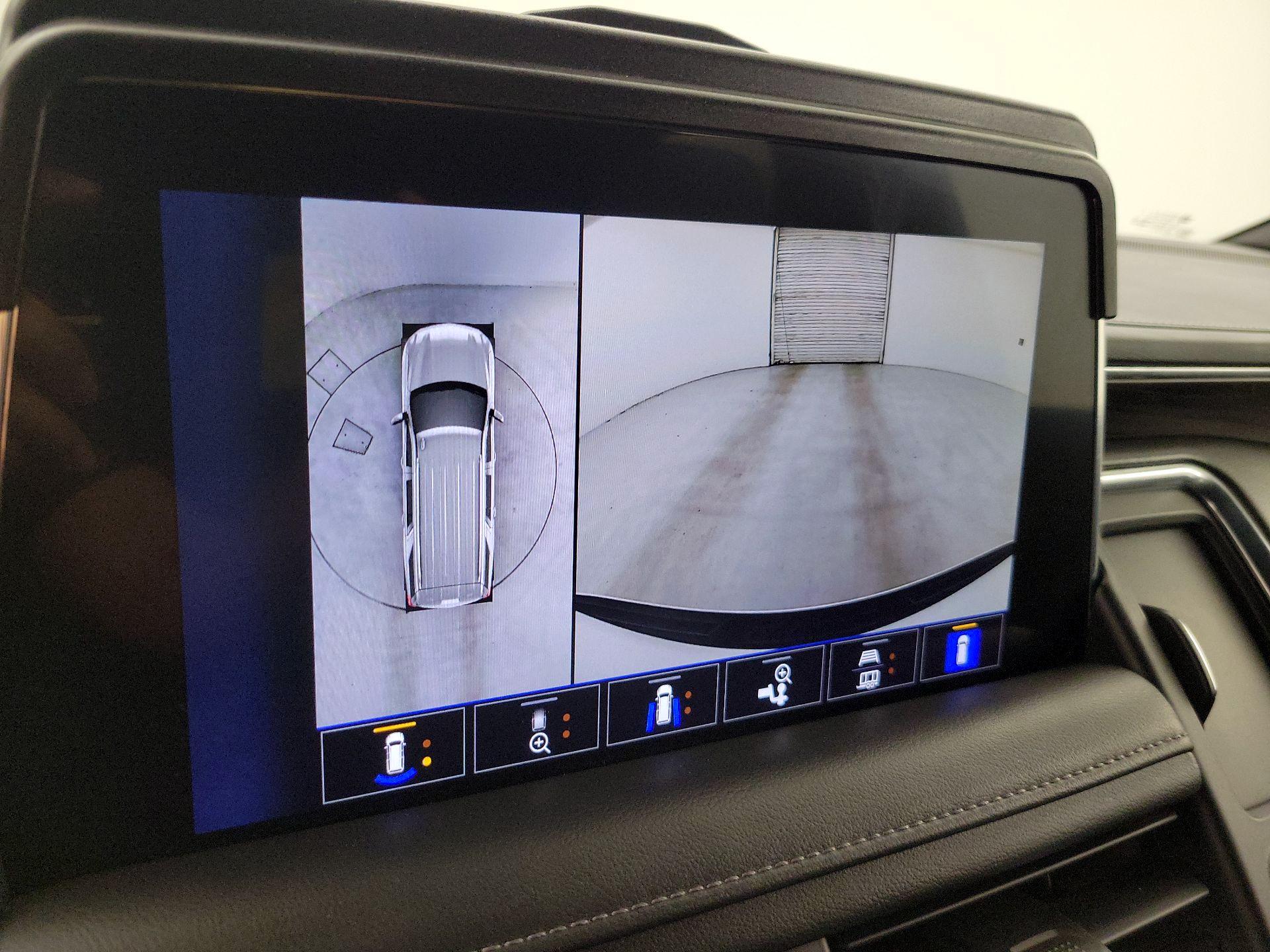 Thumbnail: 2023 Chevrolet Suburban - 14