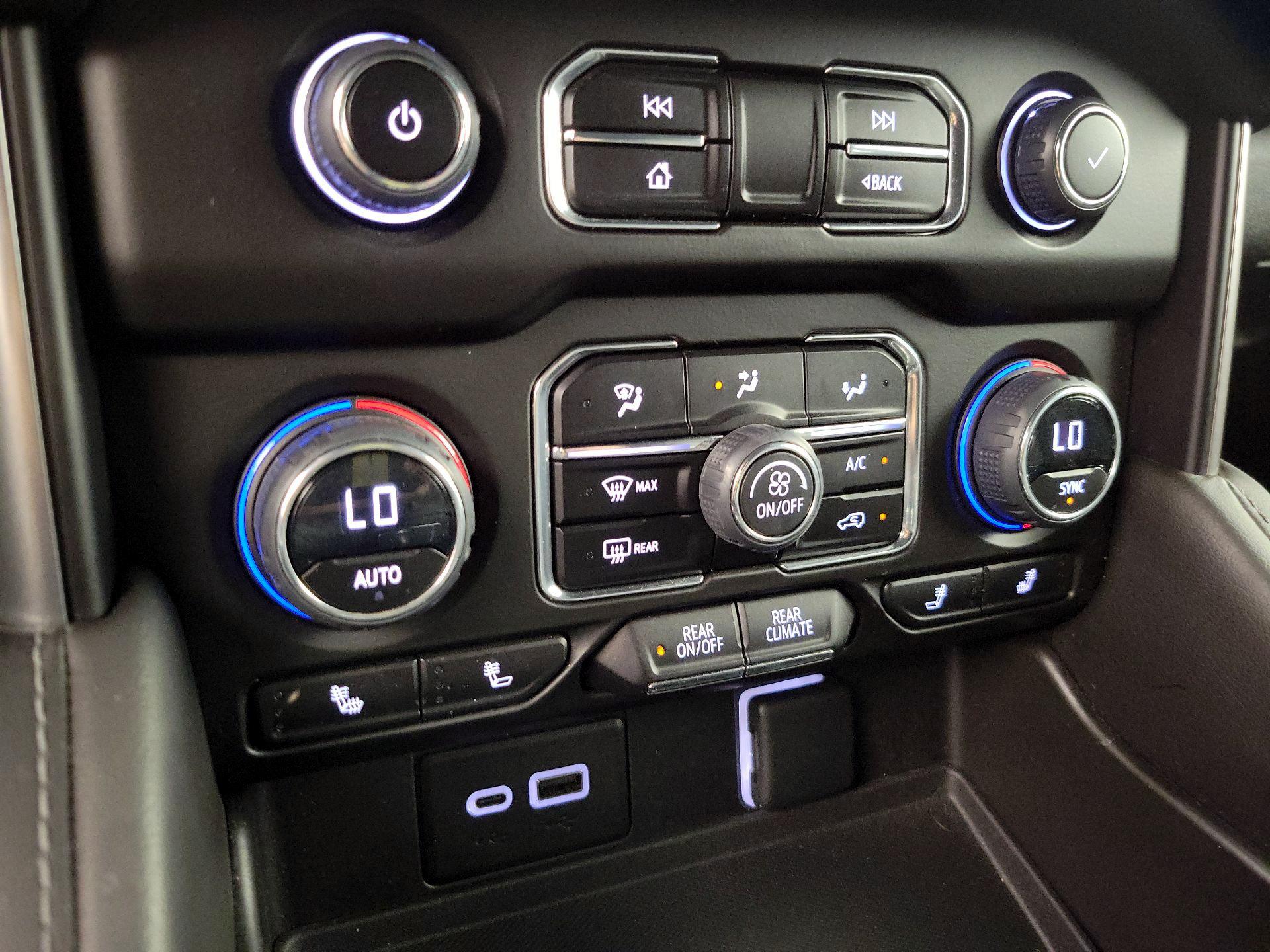 Thumbnail: 2023 Chevrolet Suburban - 16