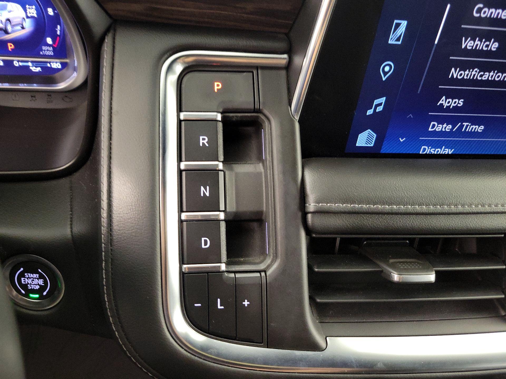 Thumbnail: 2023 Chevrolet Suburban - 17