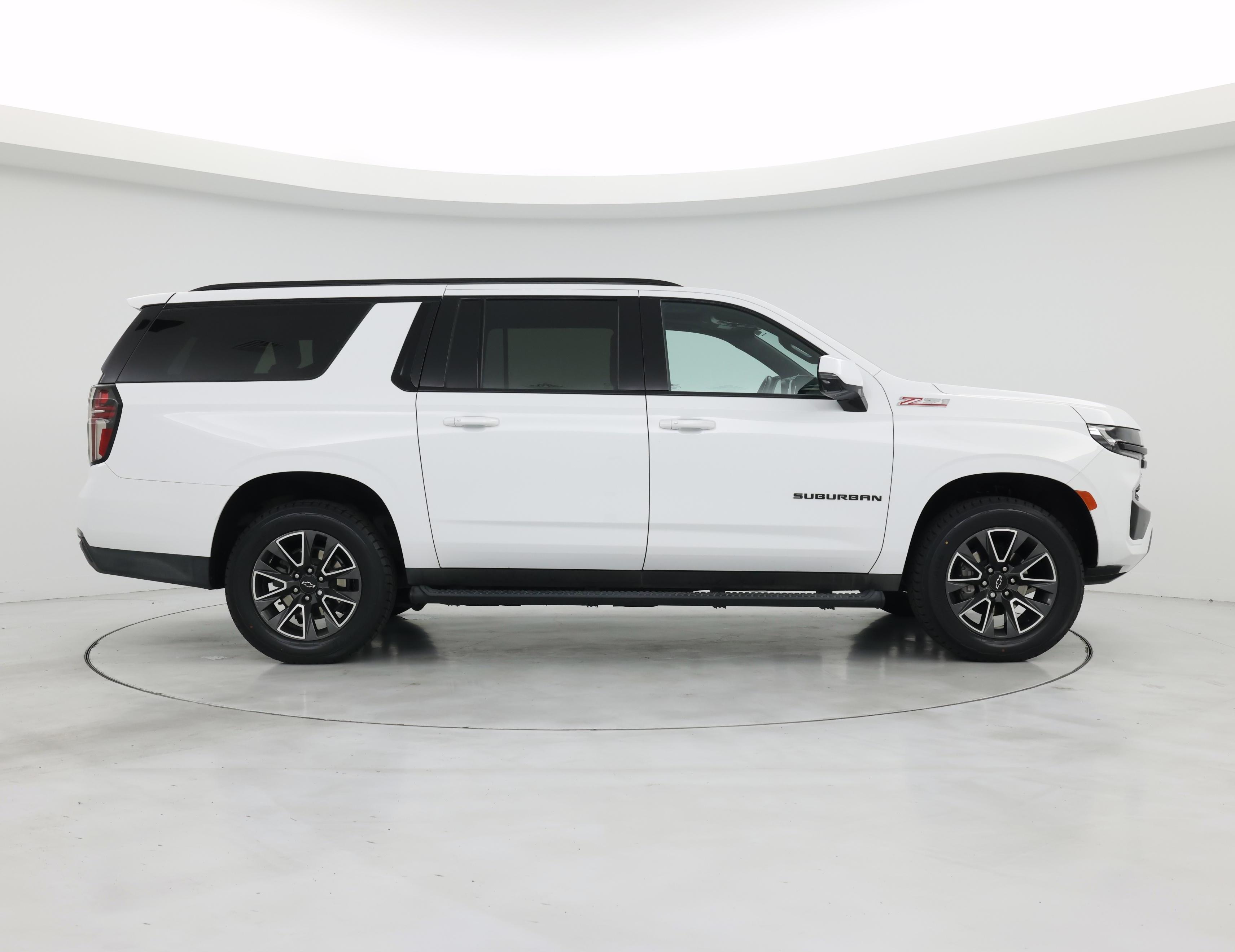 Thumbnail: 2023 Chevrolet Suburban - 7