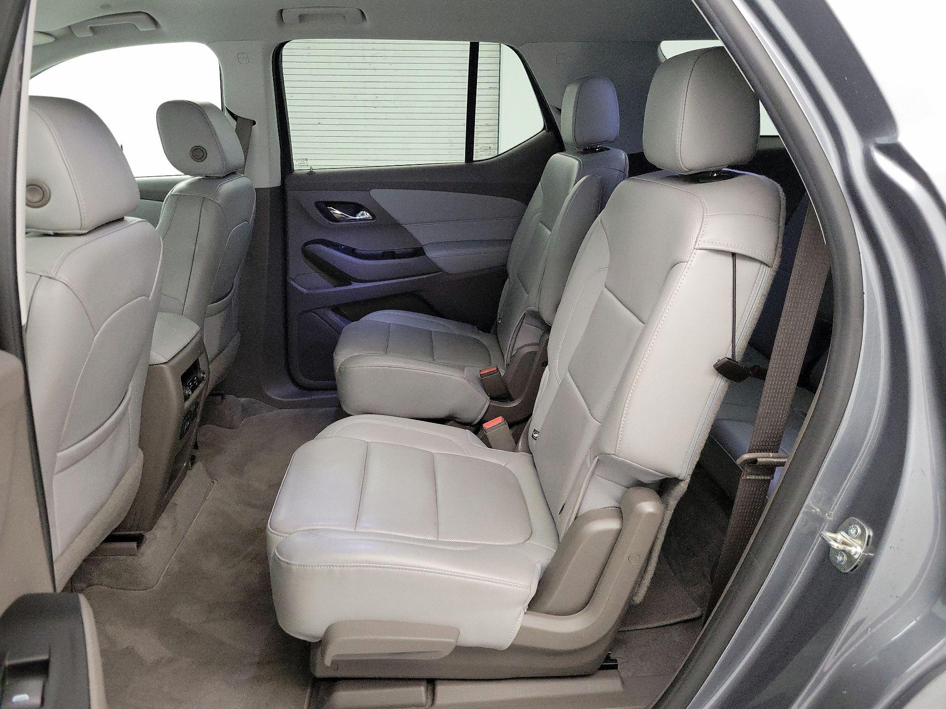 Thumbnail: 2019 Chevrolet Traverse - 18