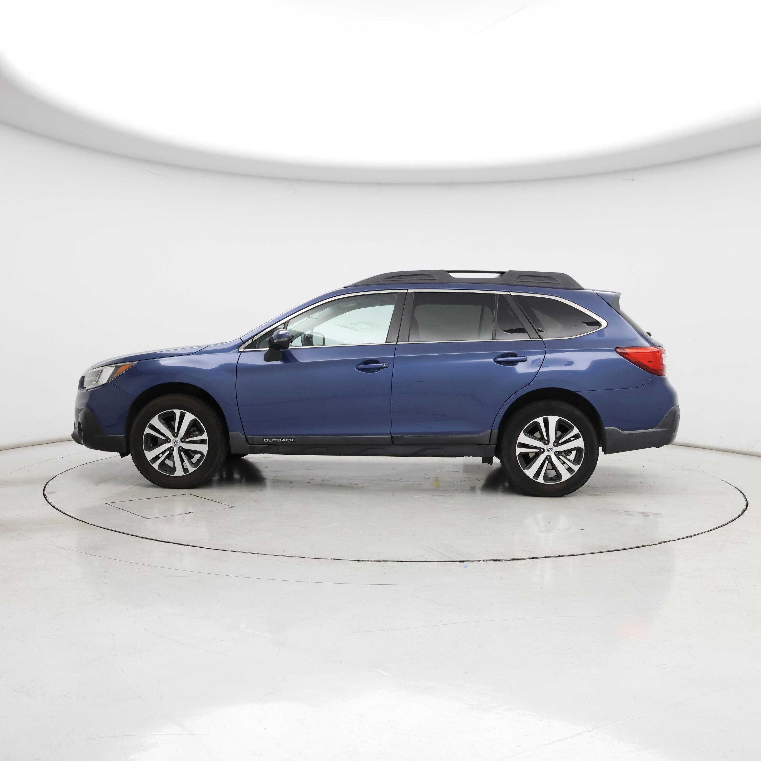 Thumbnail: 2019 Subaru Outback - 3