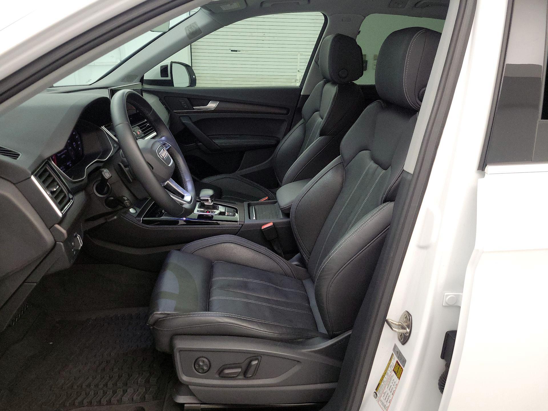 Thumbnail: 2021 Audi Q5 - 11