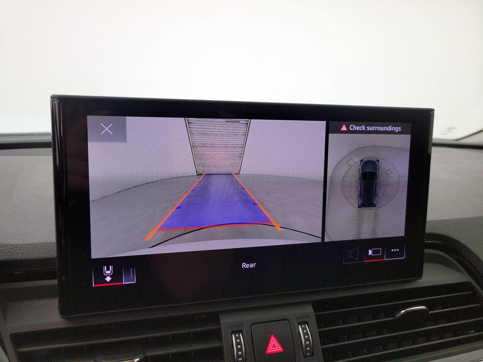 Thumbnail: 2021 Audi Q5 - 13