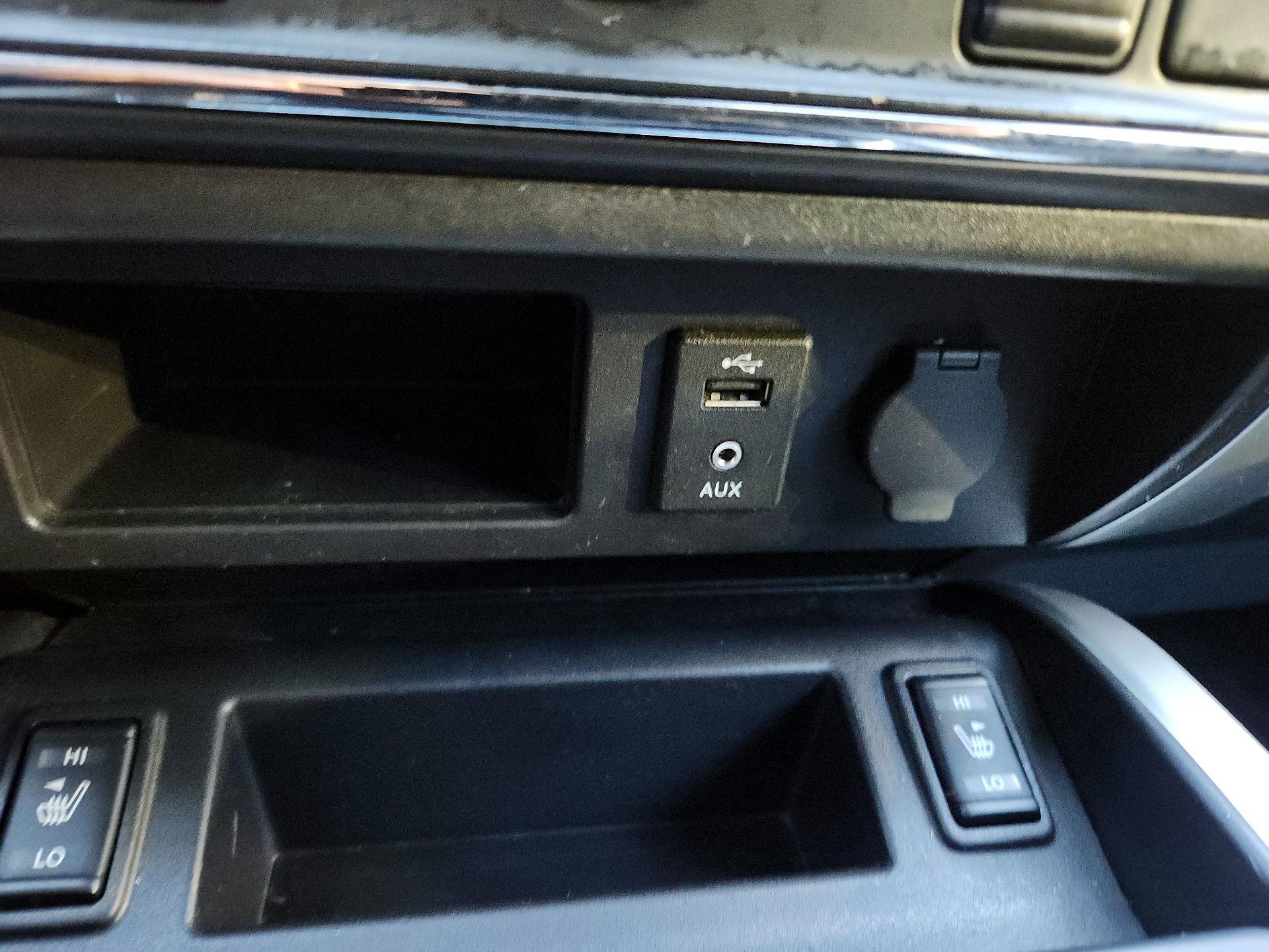 Thumbnail: 2017 Nissan Titan - 19